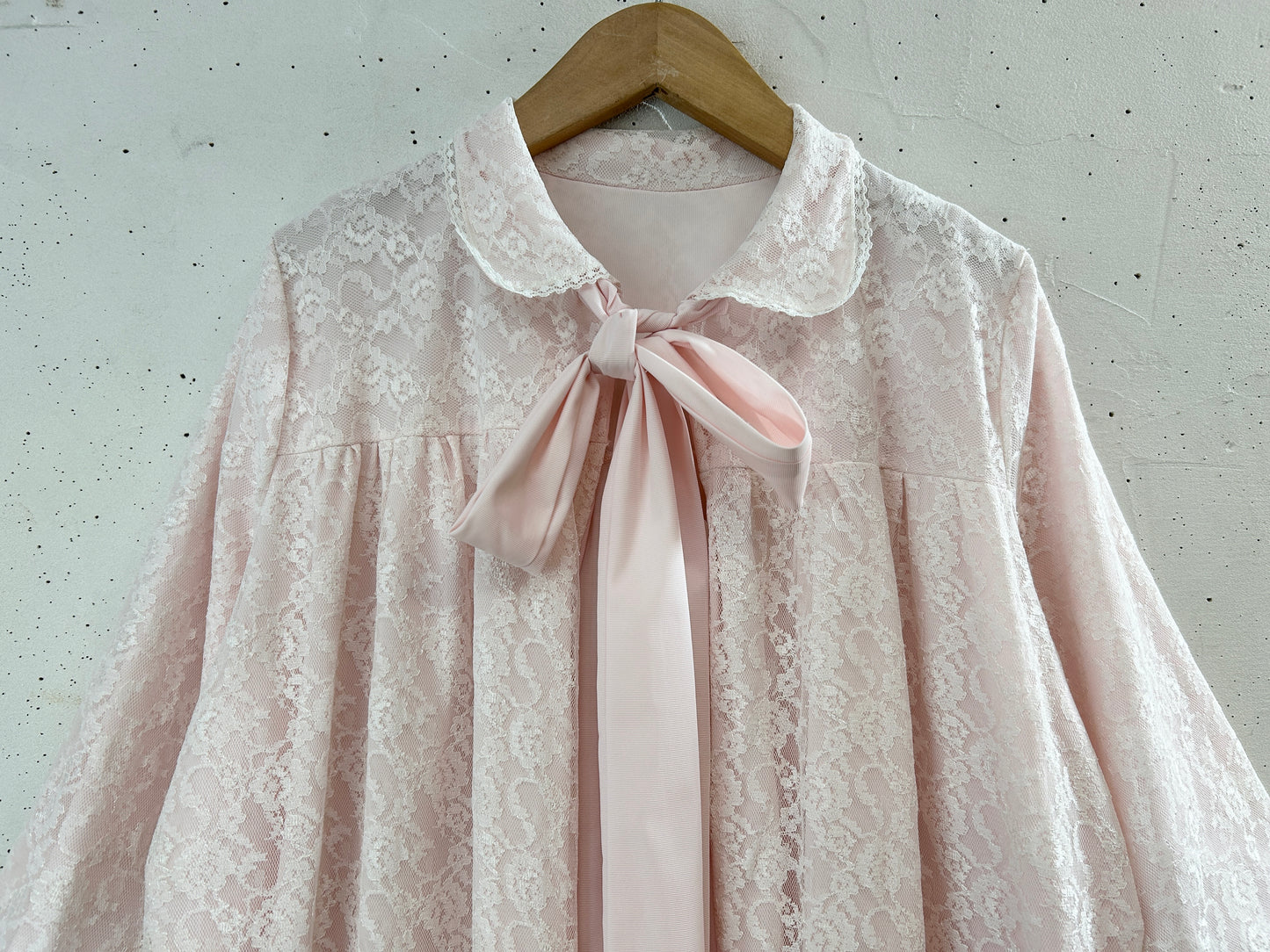 Vintage Lace Gown [G32960]