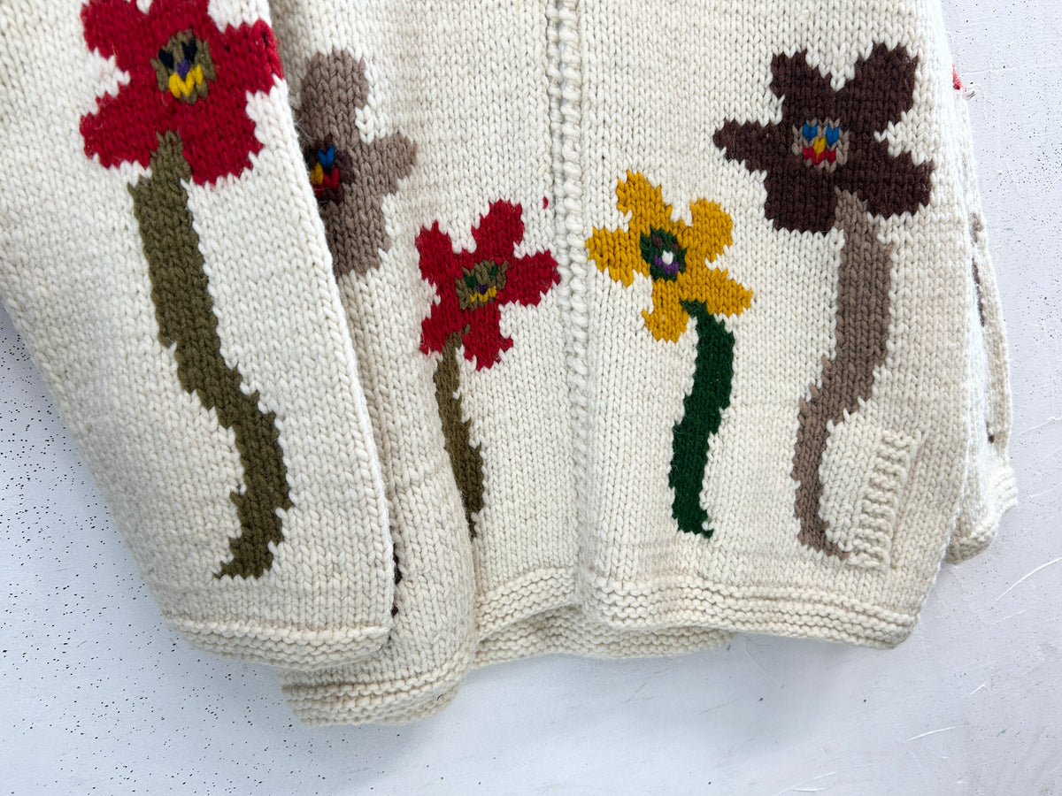 Vintage Hand Knit Smile Flower [I33946]