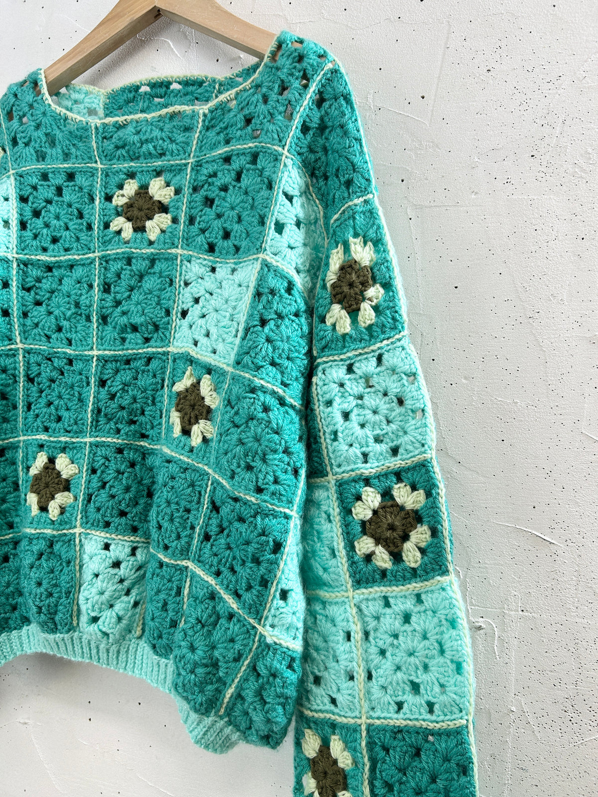 Vintage Granny Square Knit [J34176]