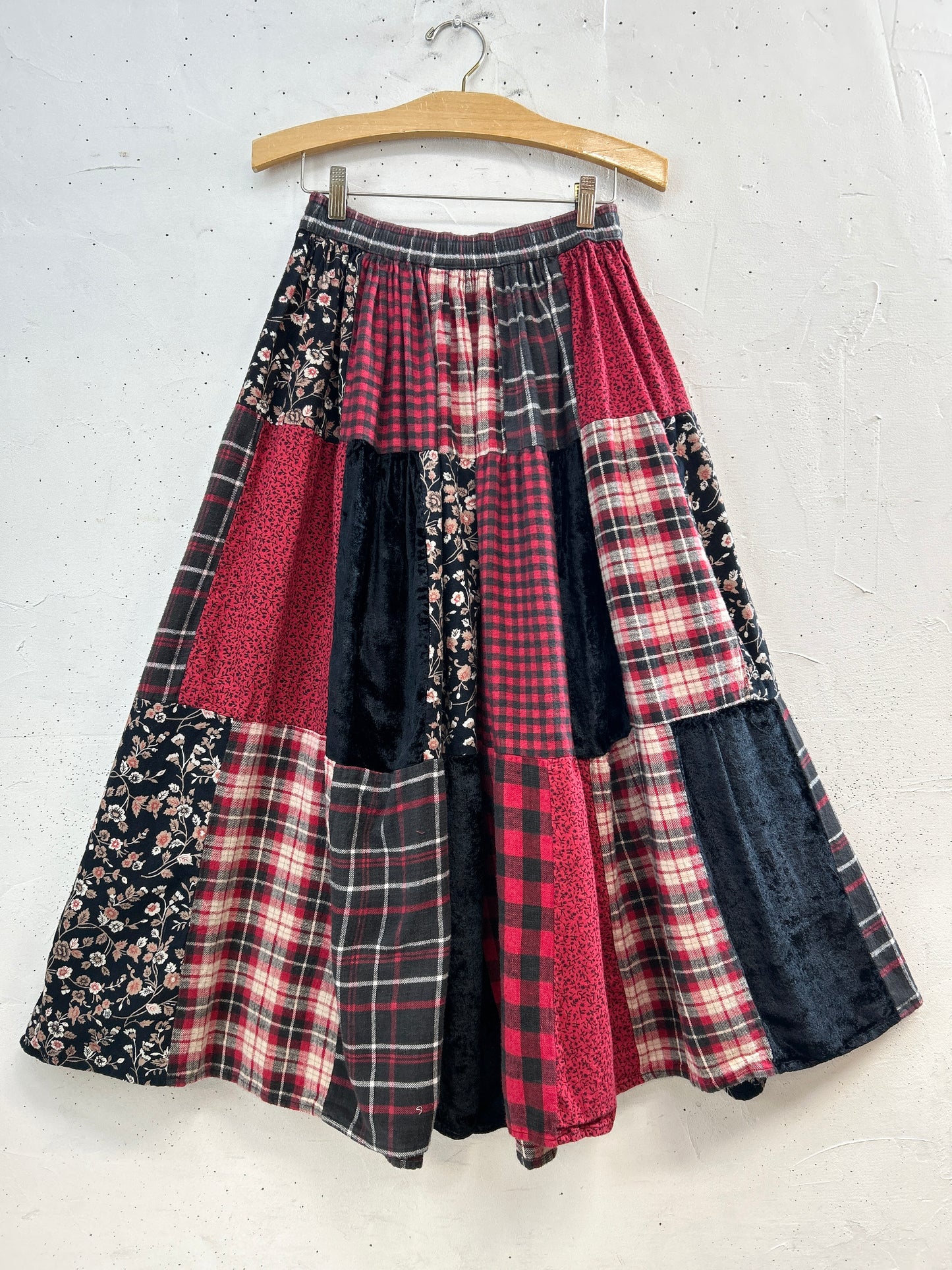 Vintage Skirt [L31047]