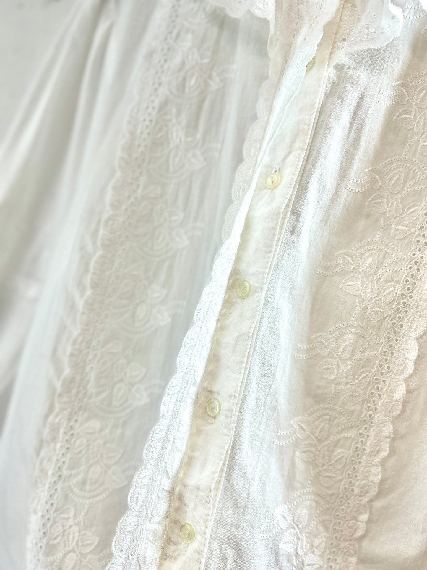 Vintage White Blouse [J30657］