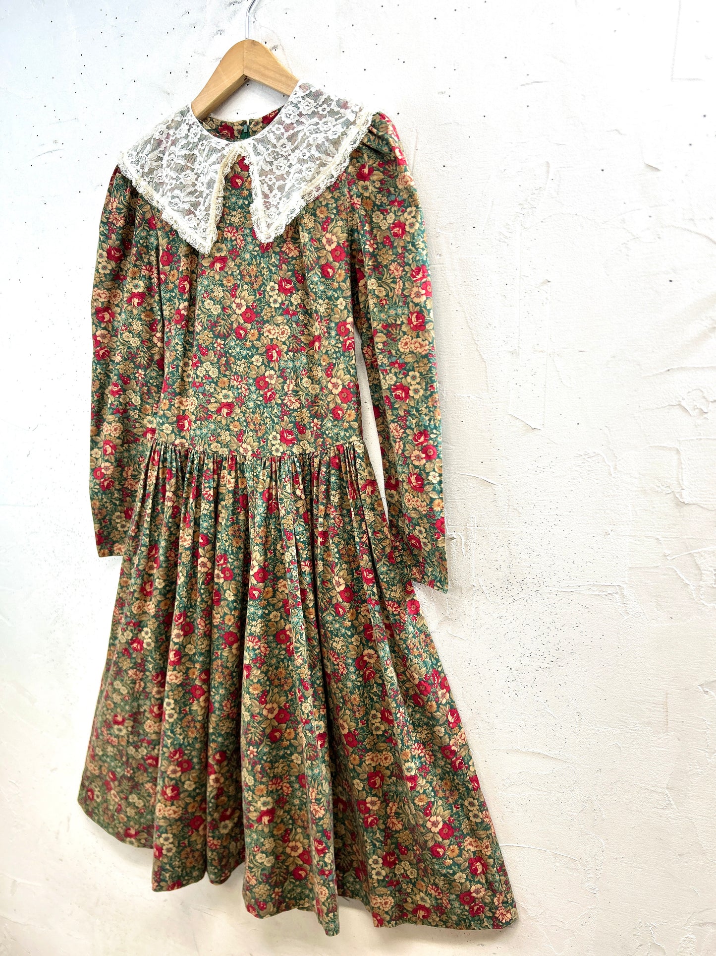 Vintage Dress  [L31087]