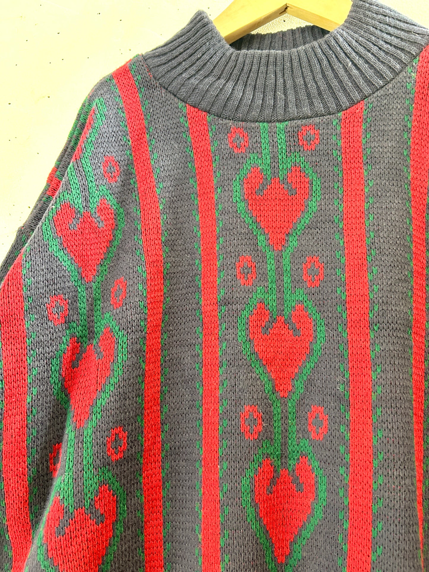 Vintage Hand Knit Sweater [K30692]