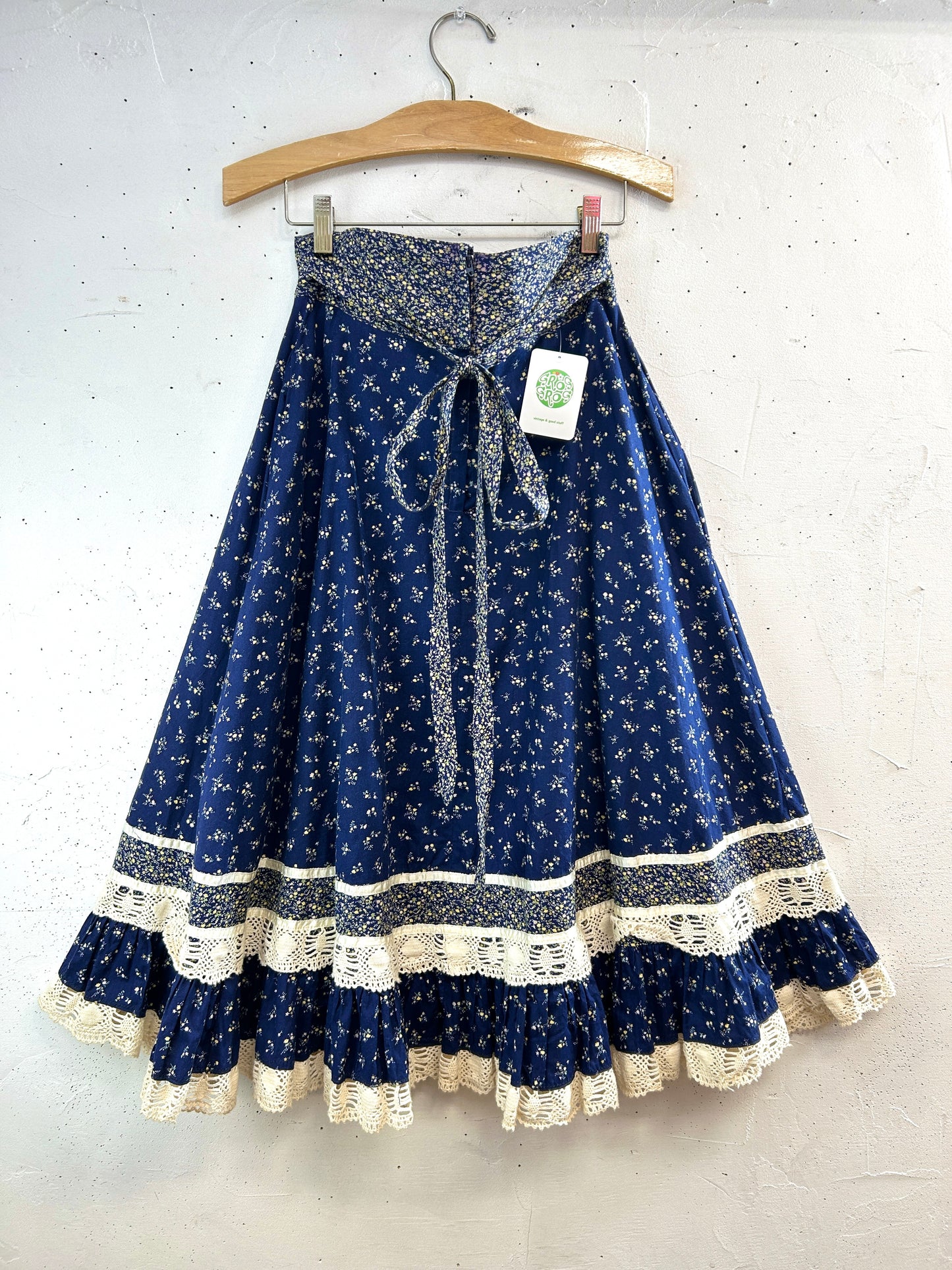 '70sVintage Tiered Skirt 〜Saucy Cats〜  [C31919]