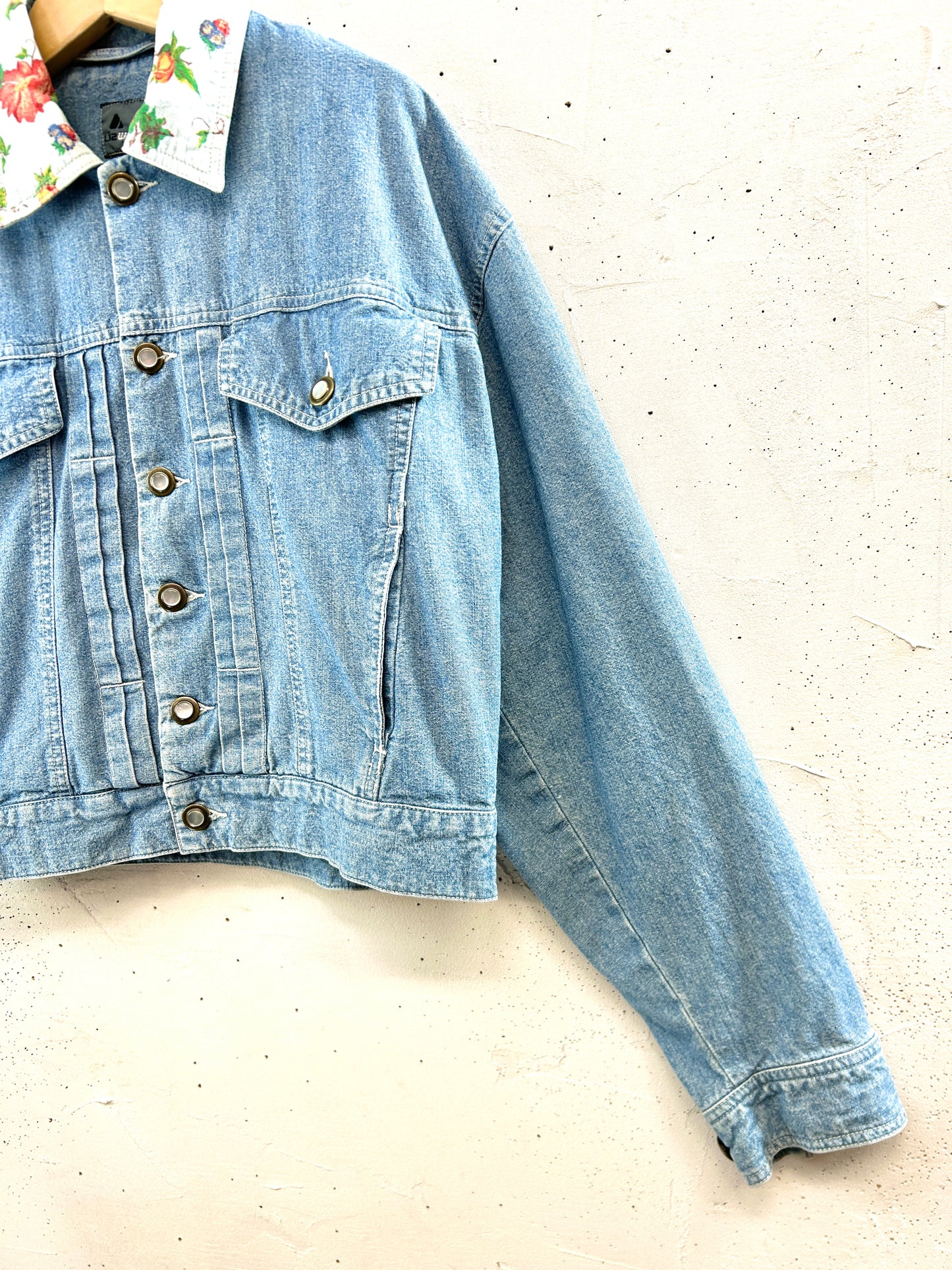 Vintage Denim Jacket [C31973]