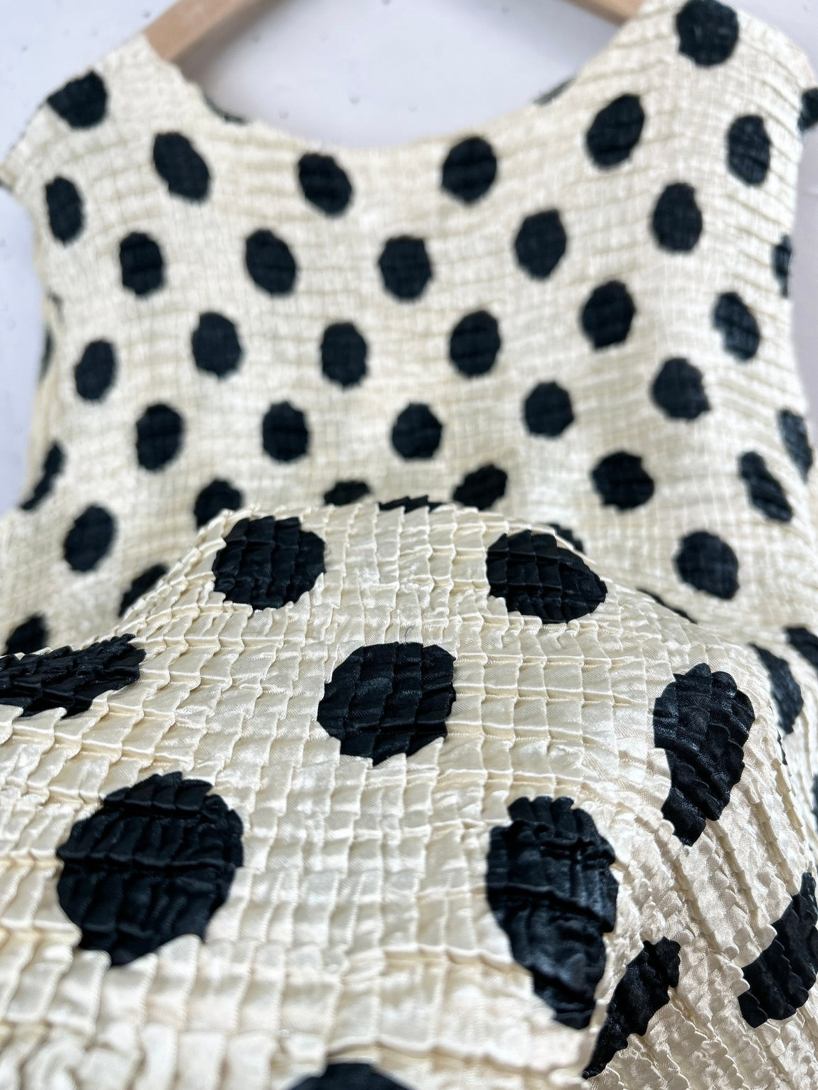 Vintage Tops [E32344]