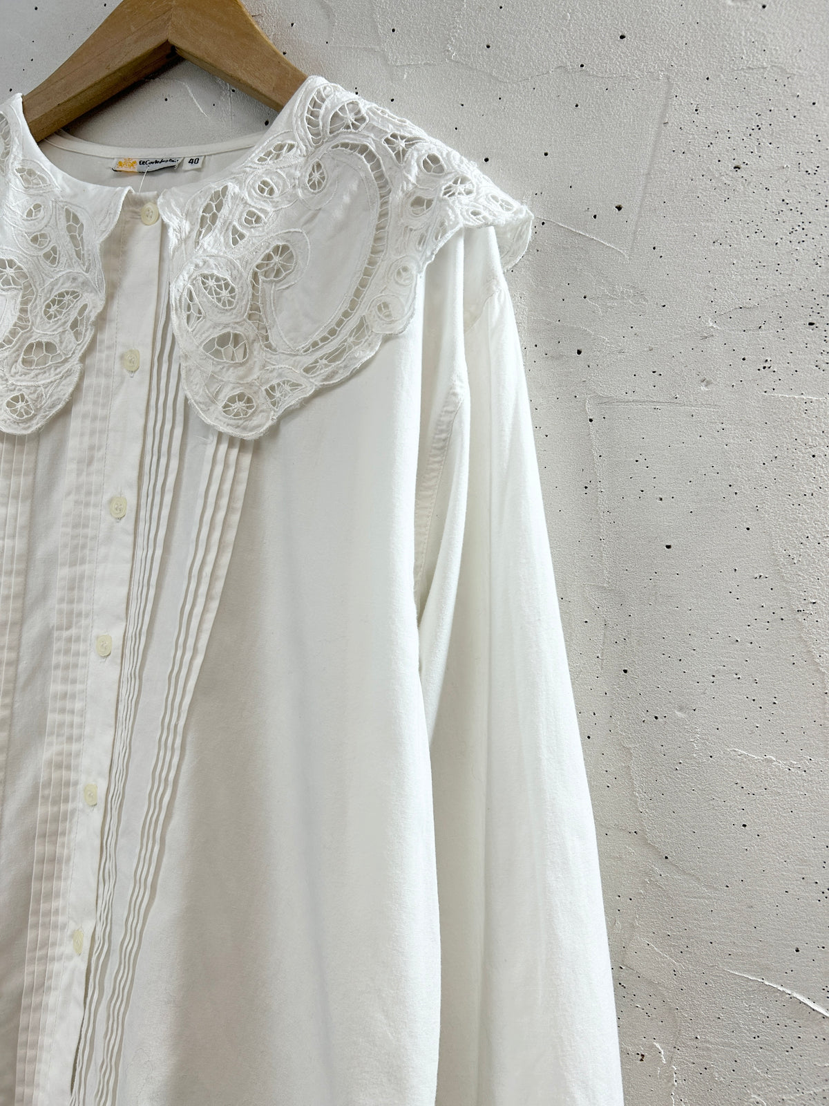 Vintage White Blouse [J34074]