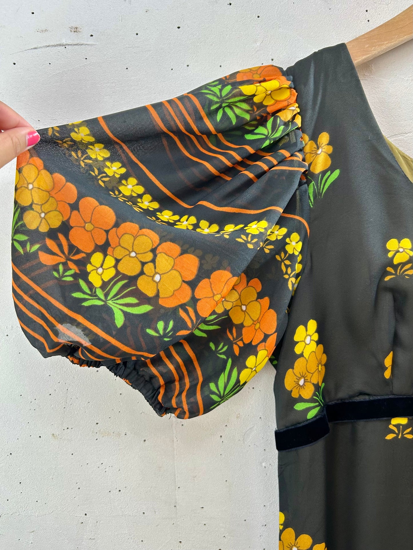 ’70s Vintage Flower Dress [G30615]