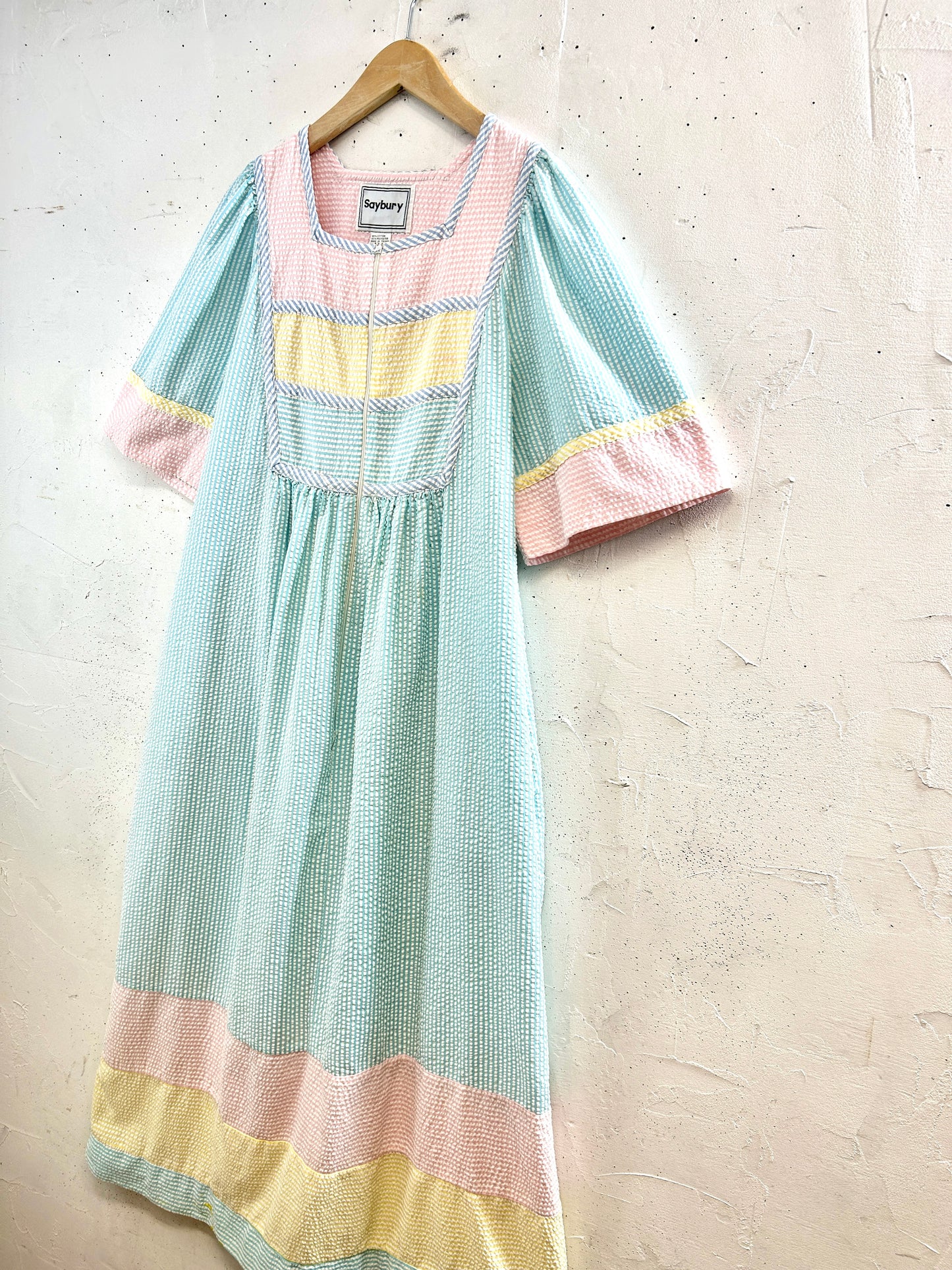 '70s Vintage Dress [E32393]