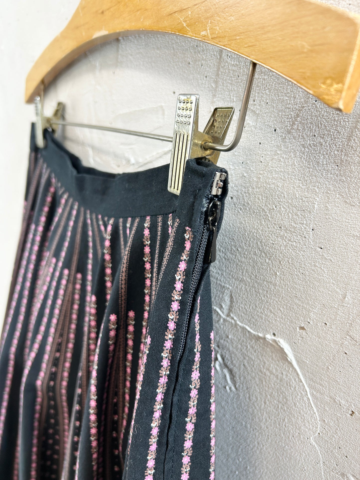 Vintage Tyrol Skirt  [K30896]