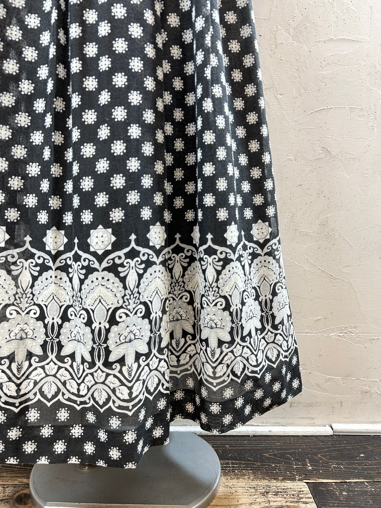 '70s Vintage Dress [J30640]