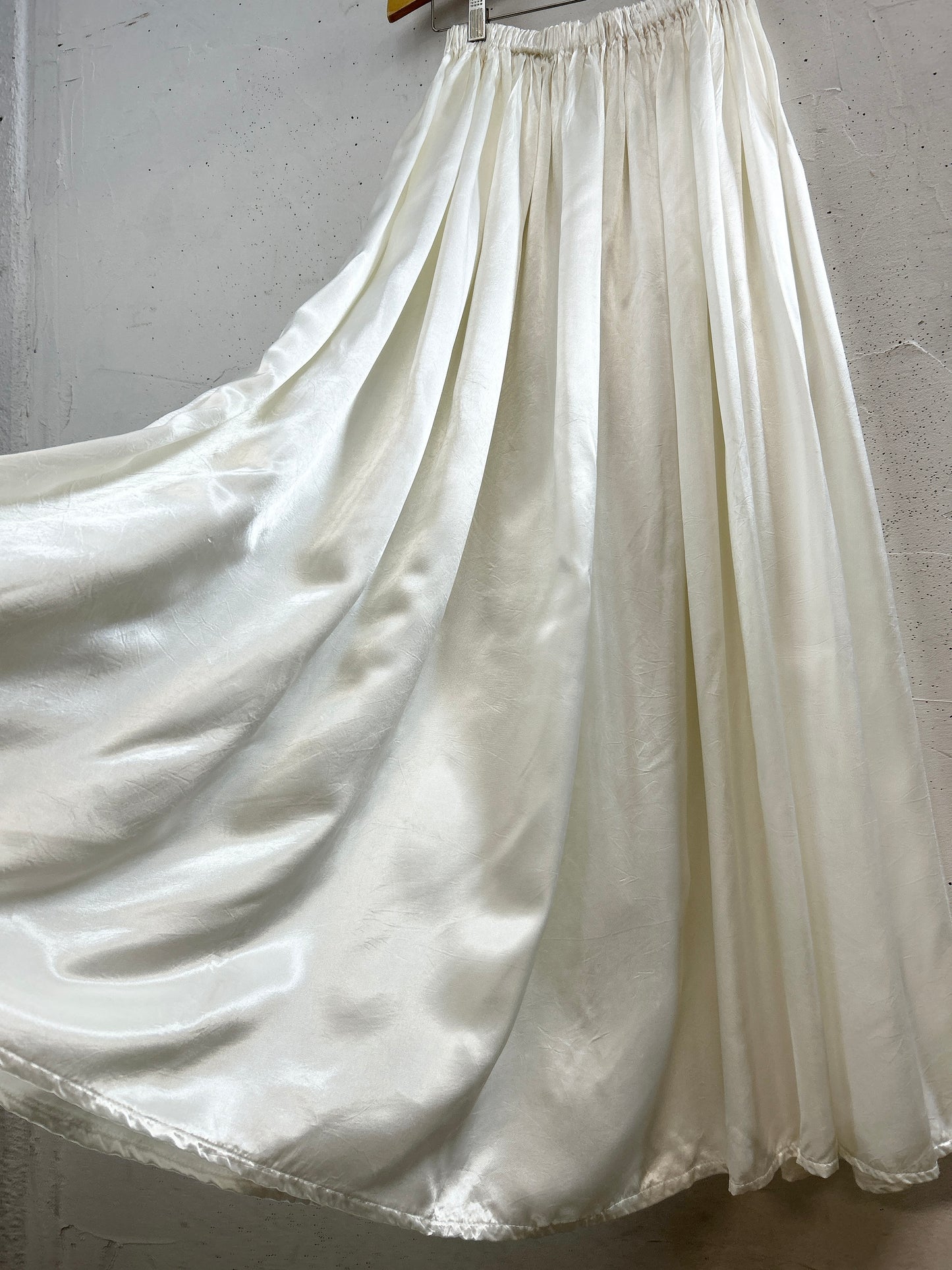 Vintage White Skirt [F32572]