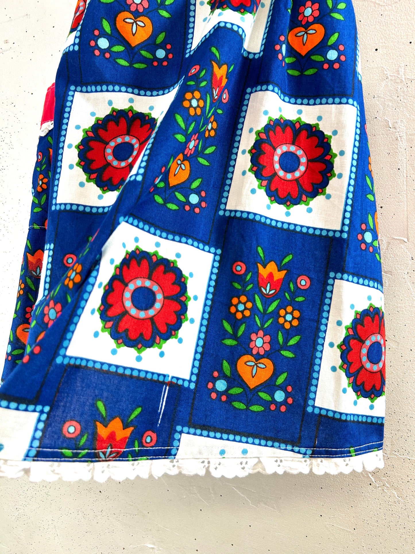Vintage Apron [G33024]