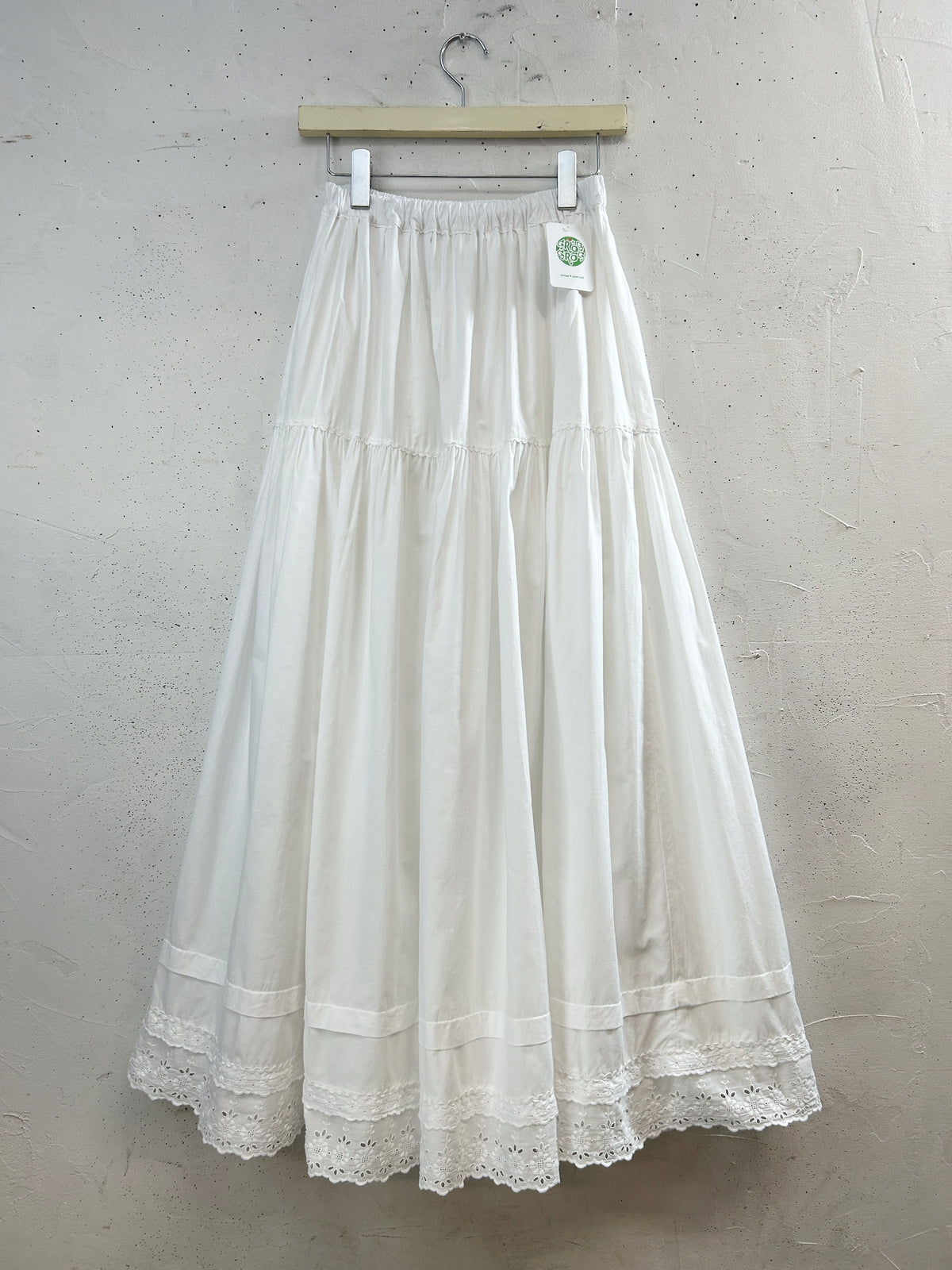 Vintage White Skirt [J34078]