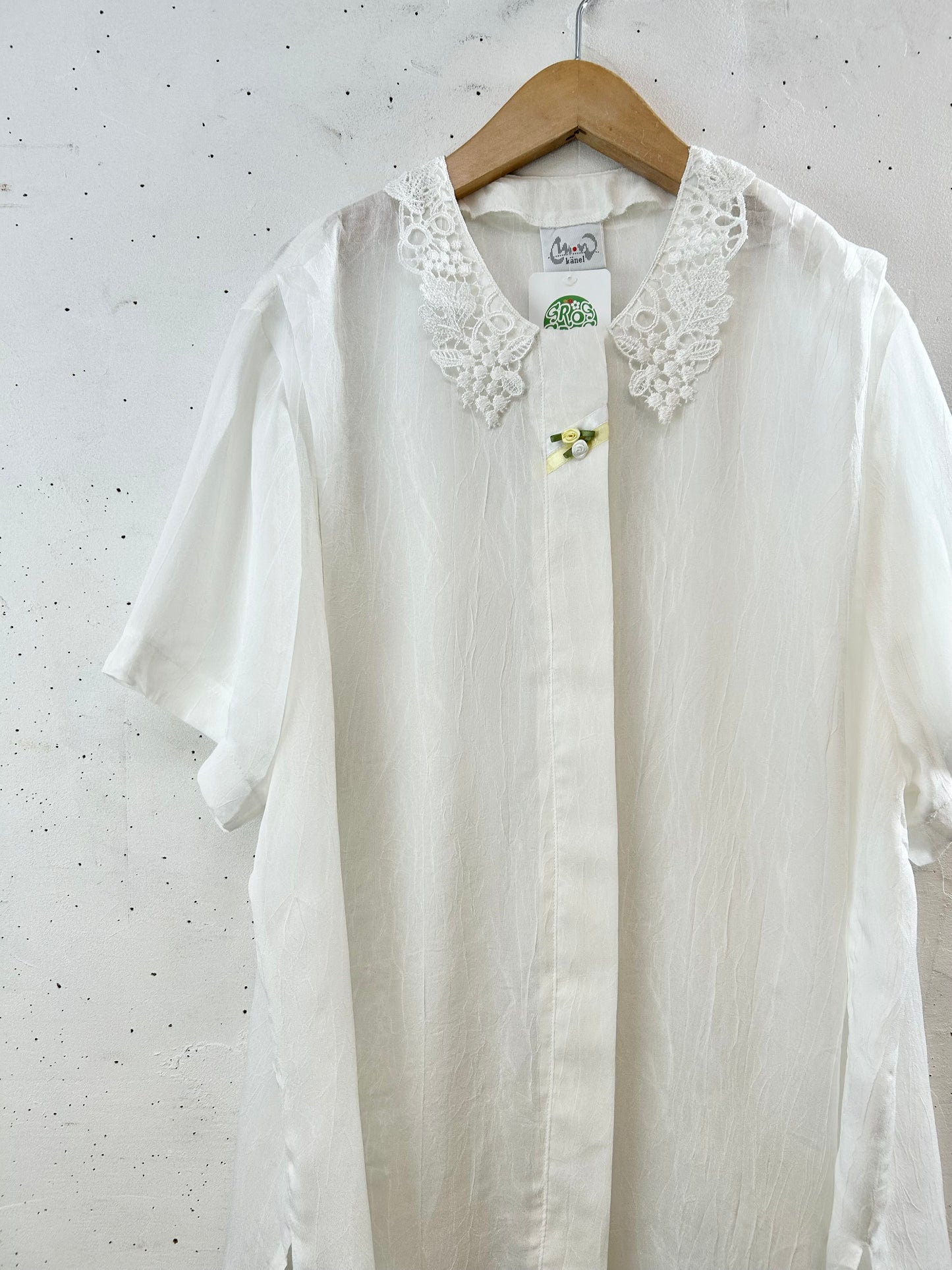 Vintage White Blouse [G30769]