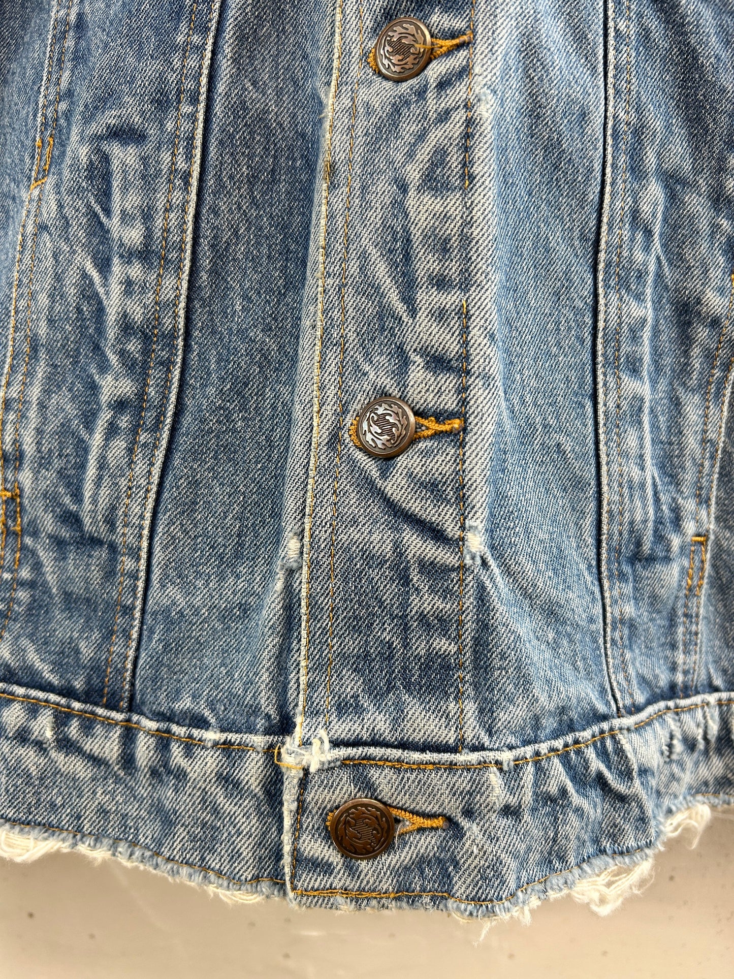 Vintage Denim Jacket [A31306]