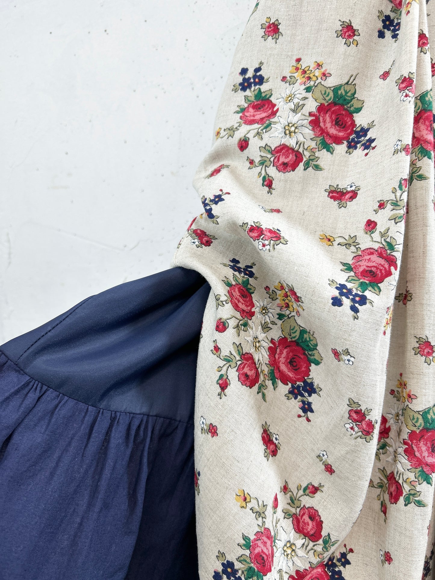 Vintage Tyrol Skirt  [A31388]