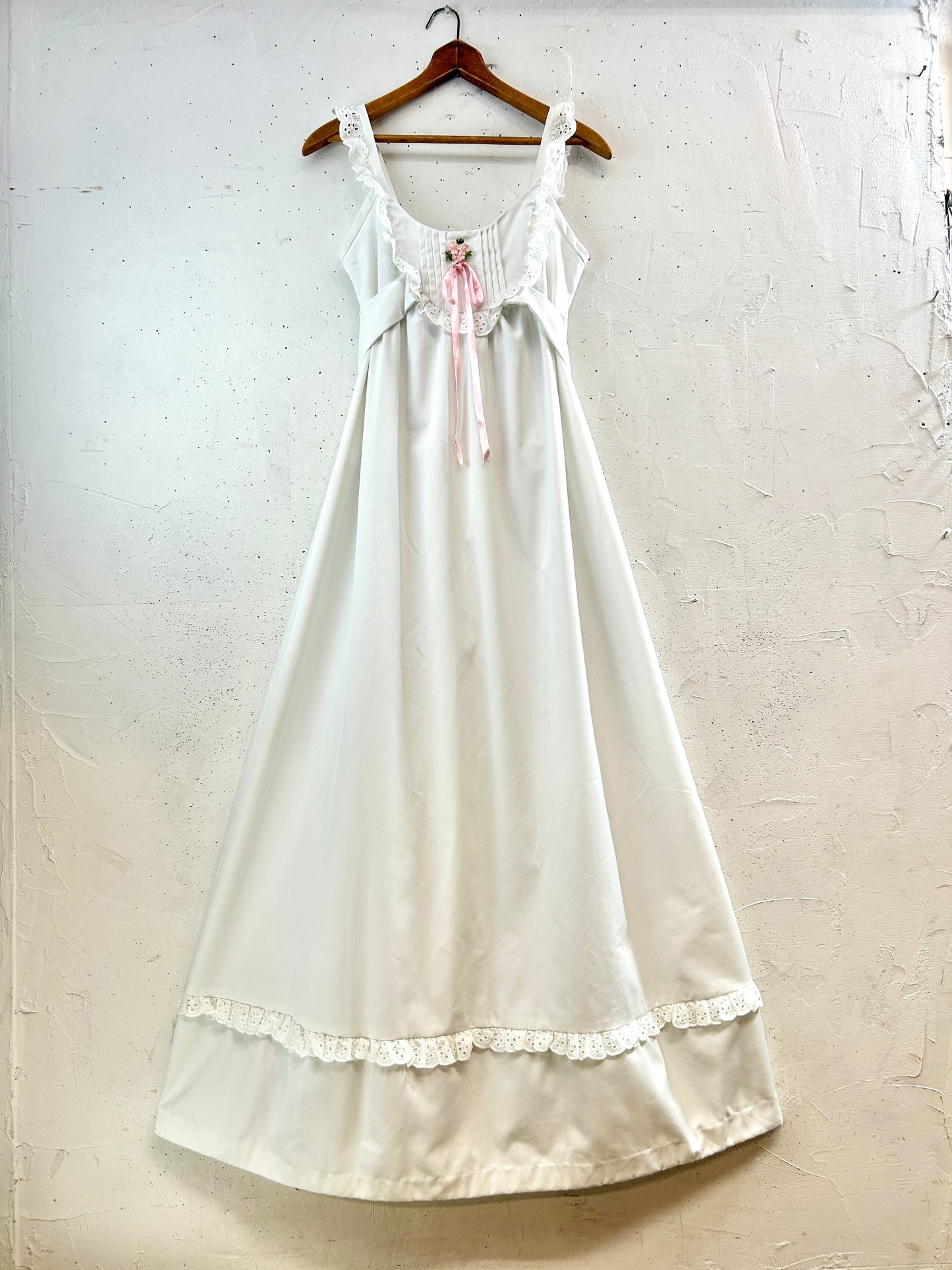 Vintage White Dress [D32141]
