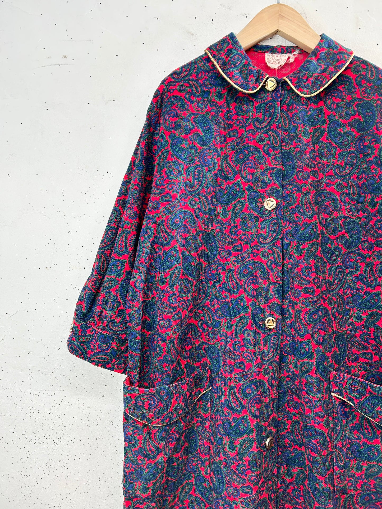 Vintage Gown [A31365]