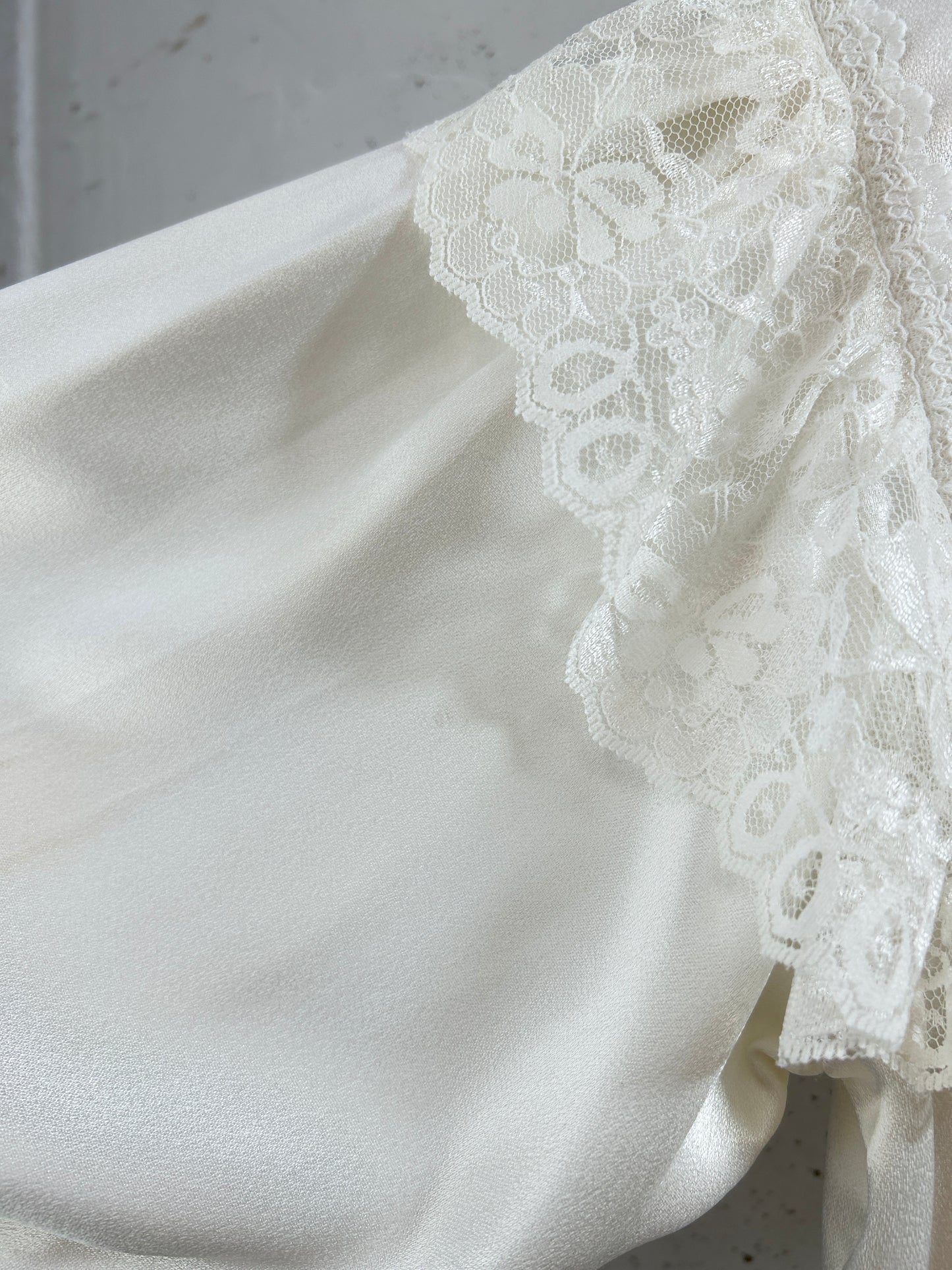 Vintage White Blouse 〜GUNNE SAX〜 [H33386]