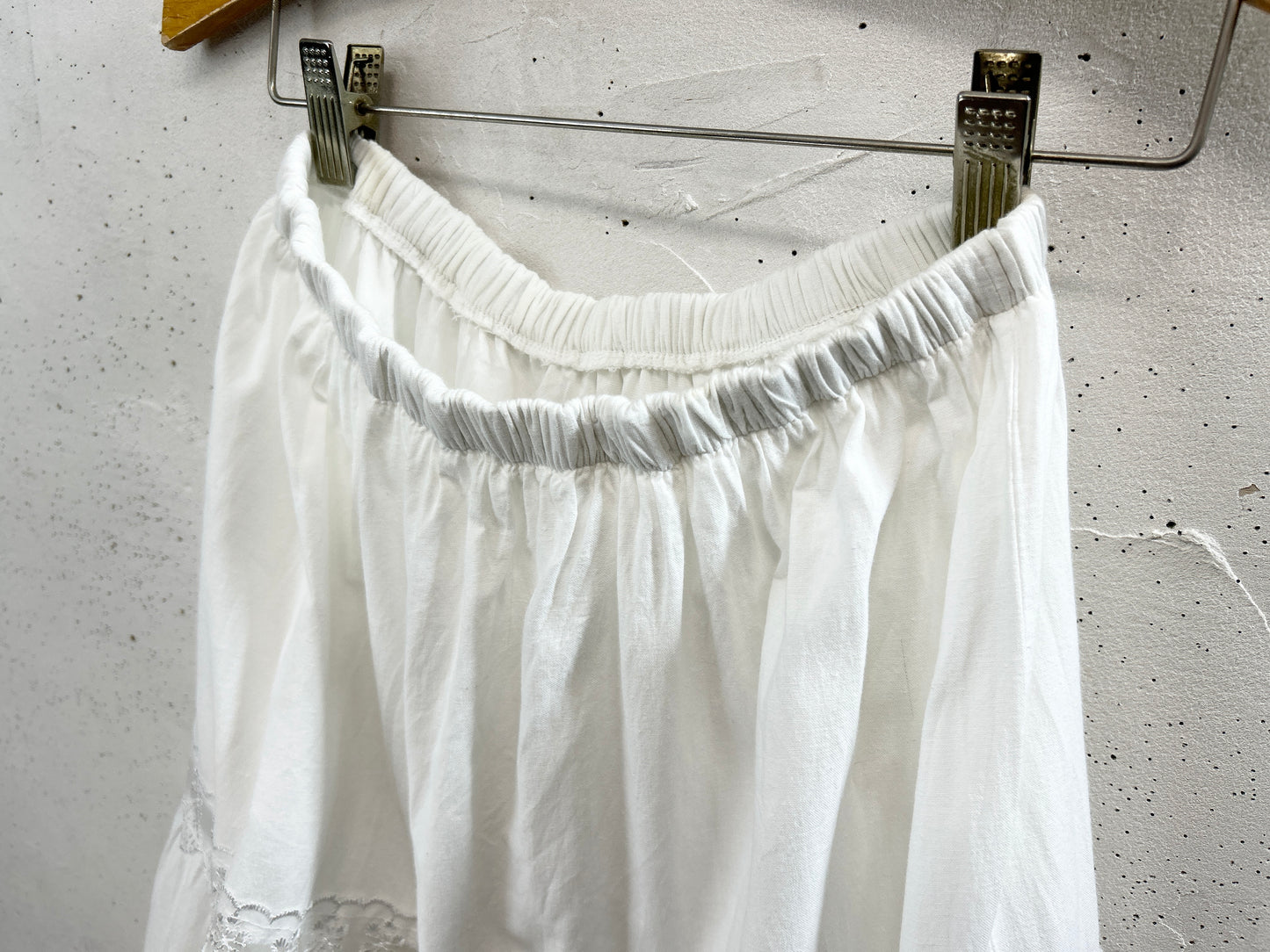 Vintage White Skirt [B31605]