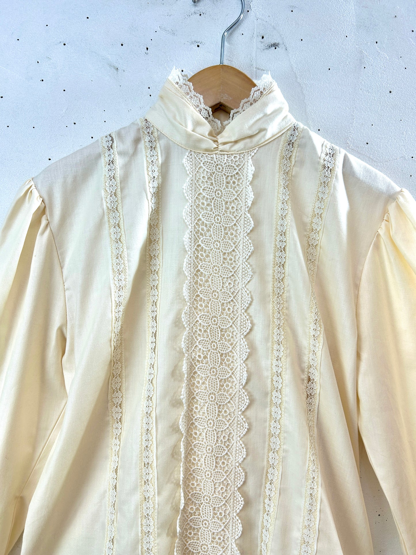 Vintage White Blouse 〜GUNNE SAX〜 [I30320]