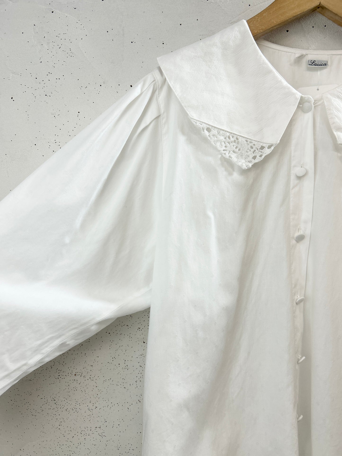 Vintage White Blouse [F32607]
