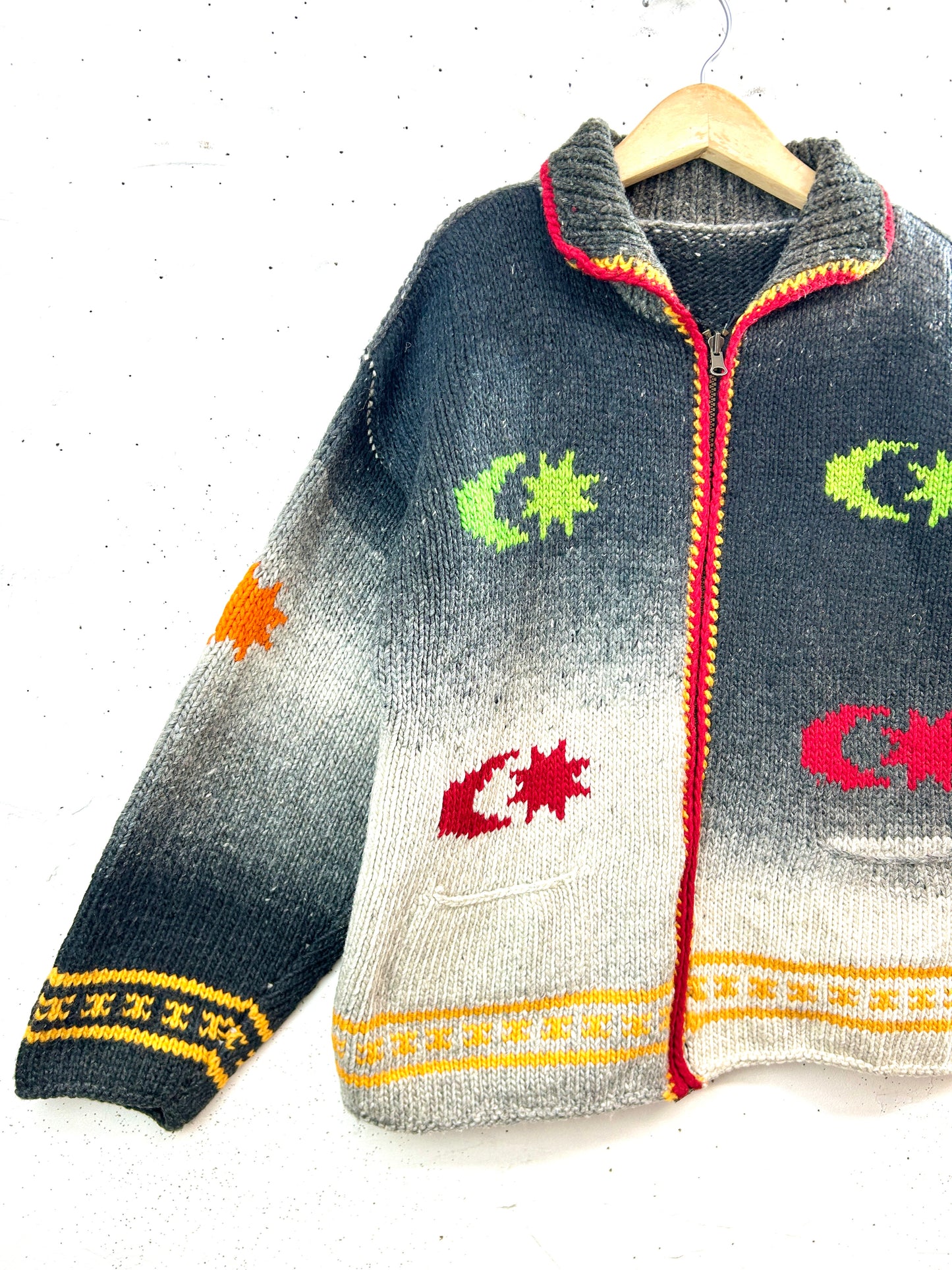 Vintage Hand Knit Cardigan [L31060]