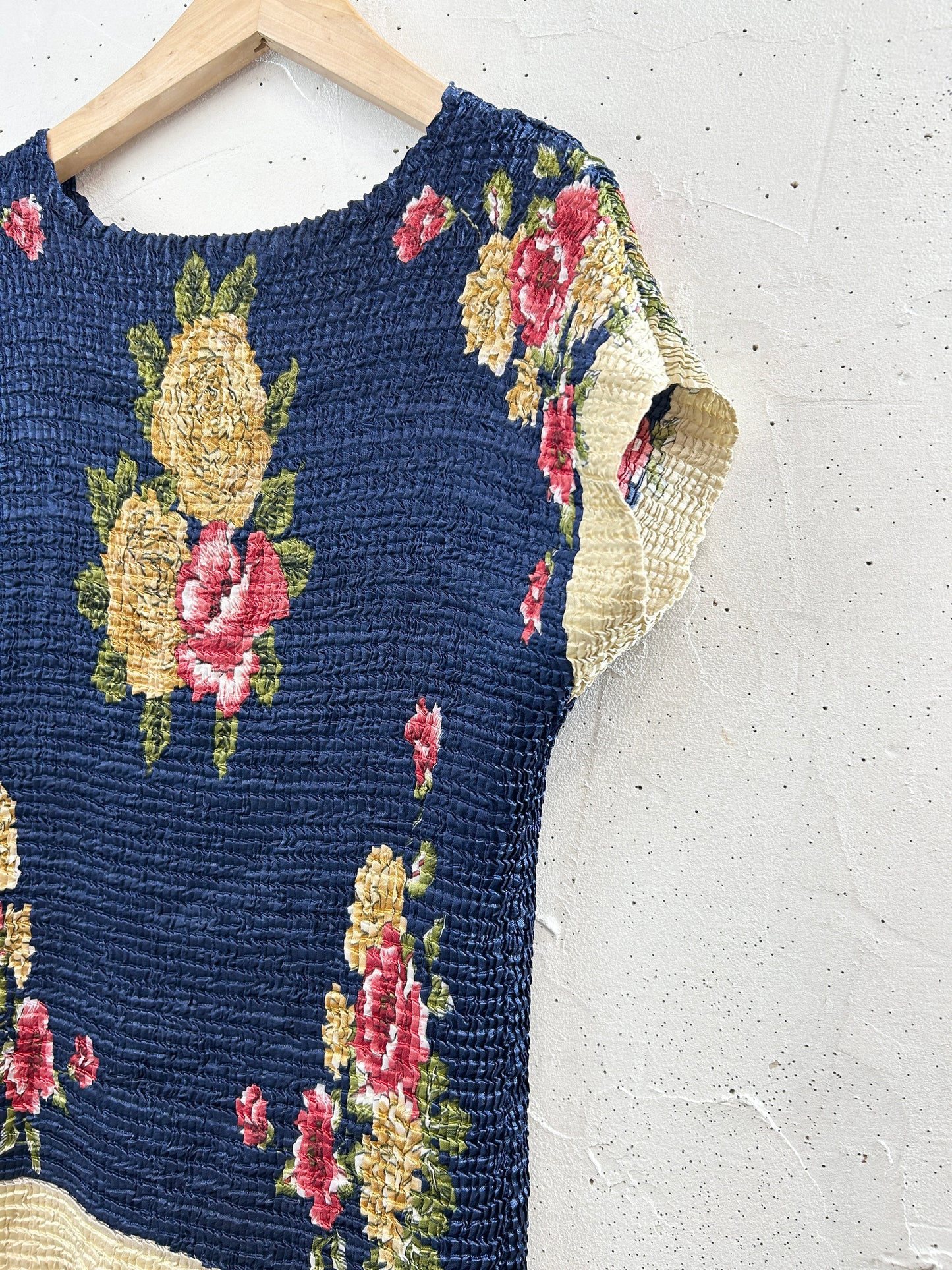Vintage Pleats Tops [G33305]