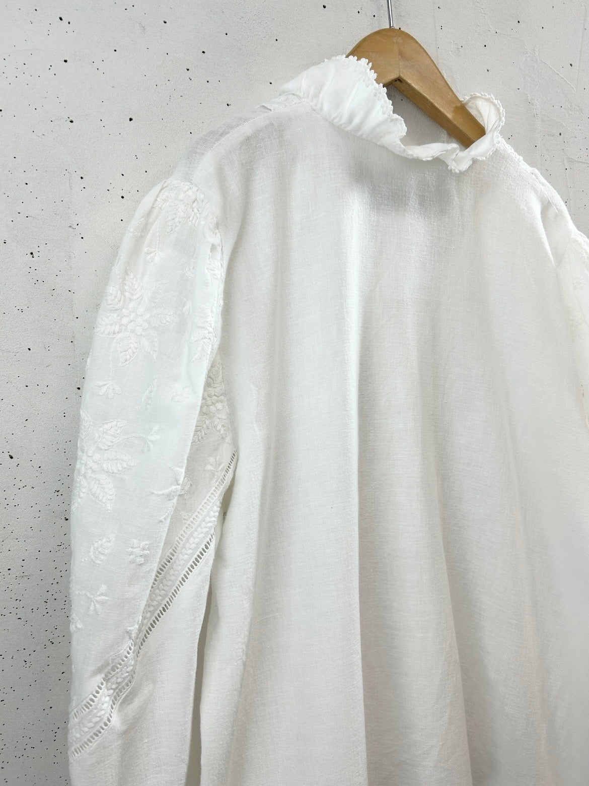 Vintage Tyrol White Blouse [D32079]