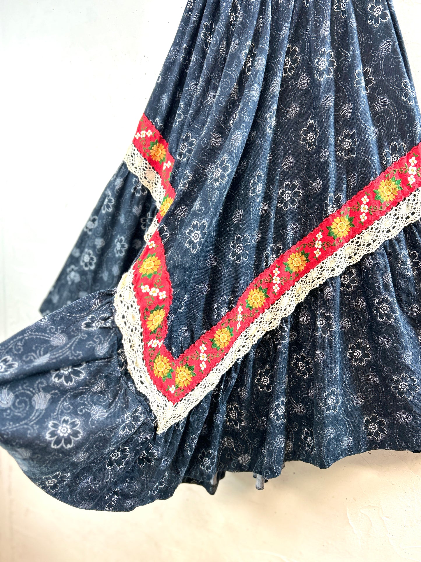 Vintage Skirt [J30654]
