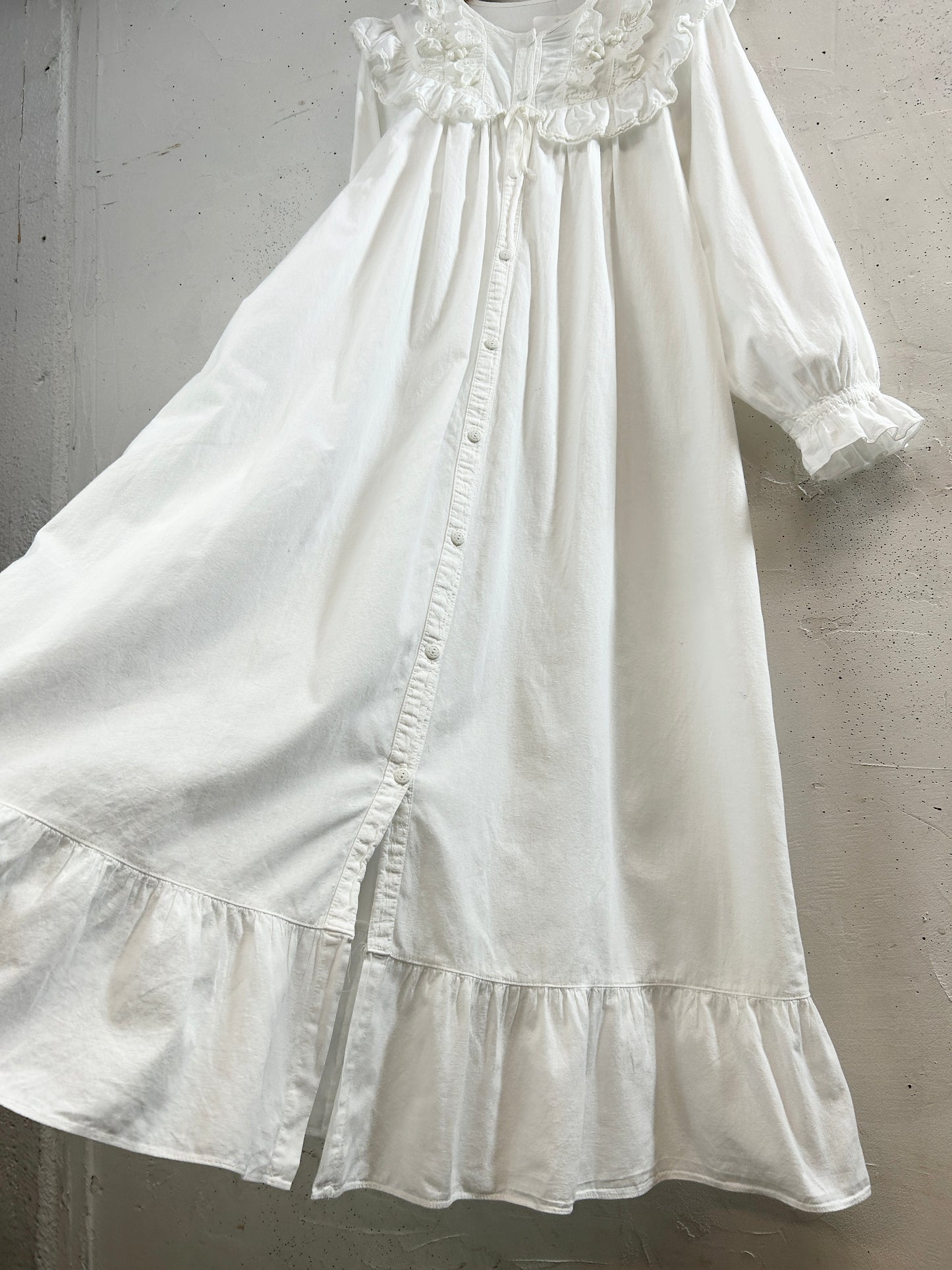 Vintage White Dress [I33686]