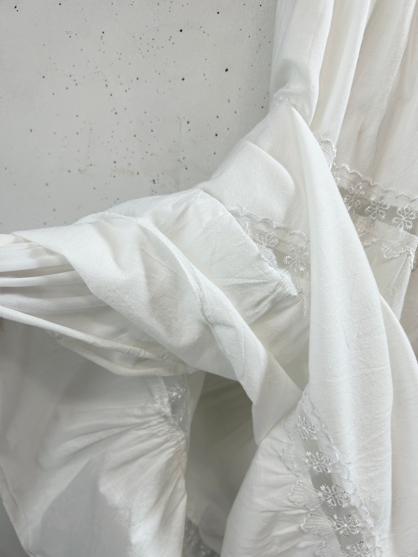 Vintage White Skirt [B31605]