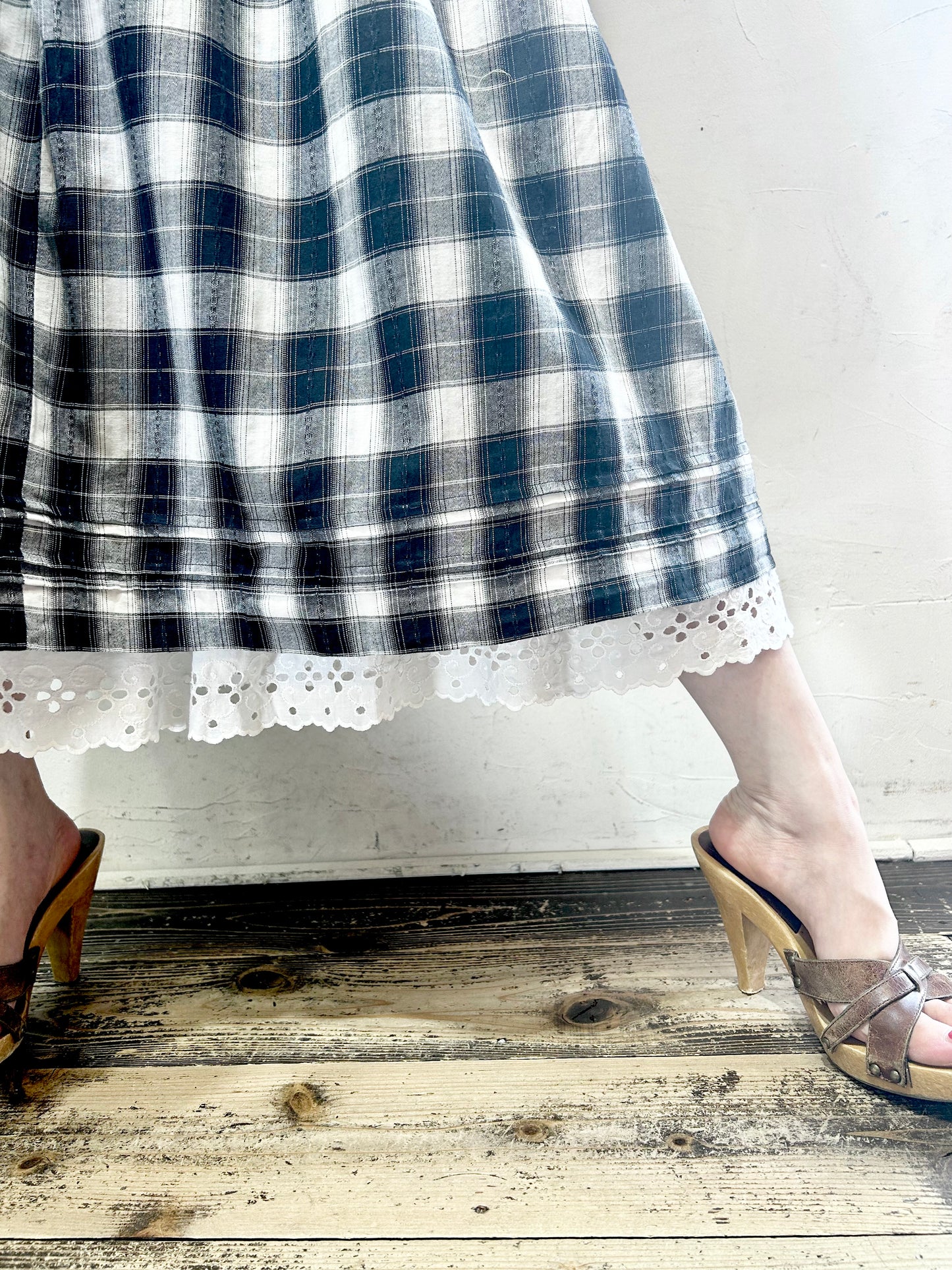 Vintage Tyrol Plaid Skirt [H24719]