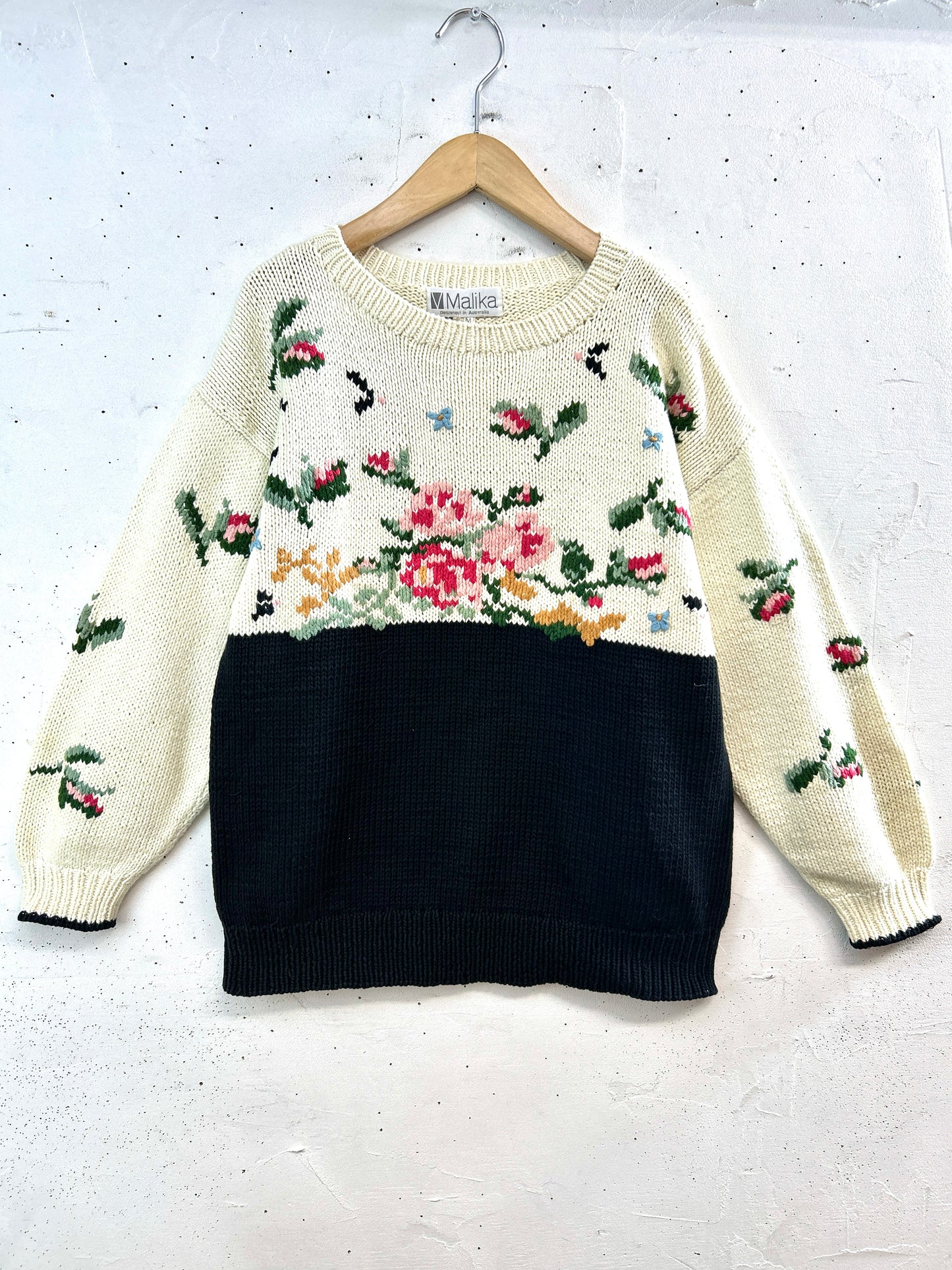 Vintage Sweater Designed in Australia  [A31222]