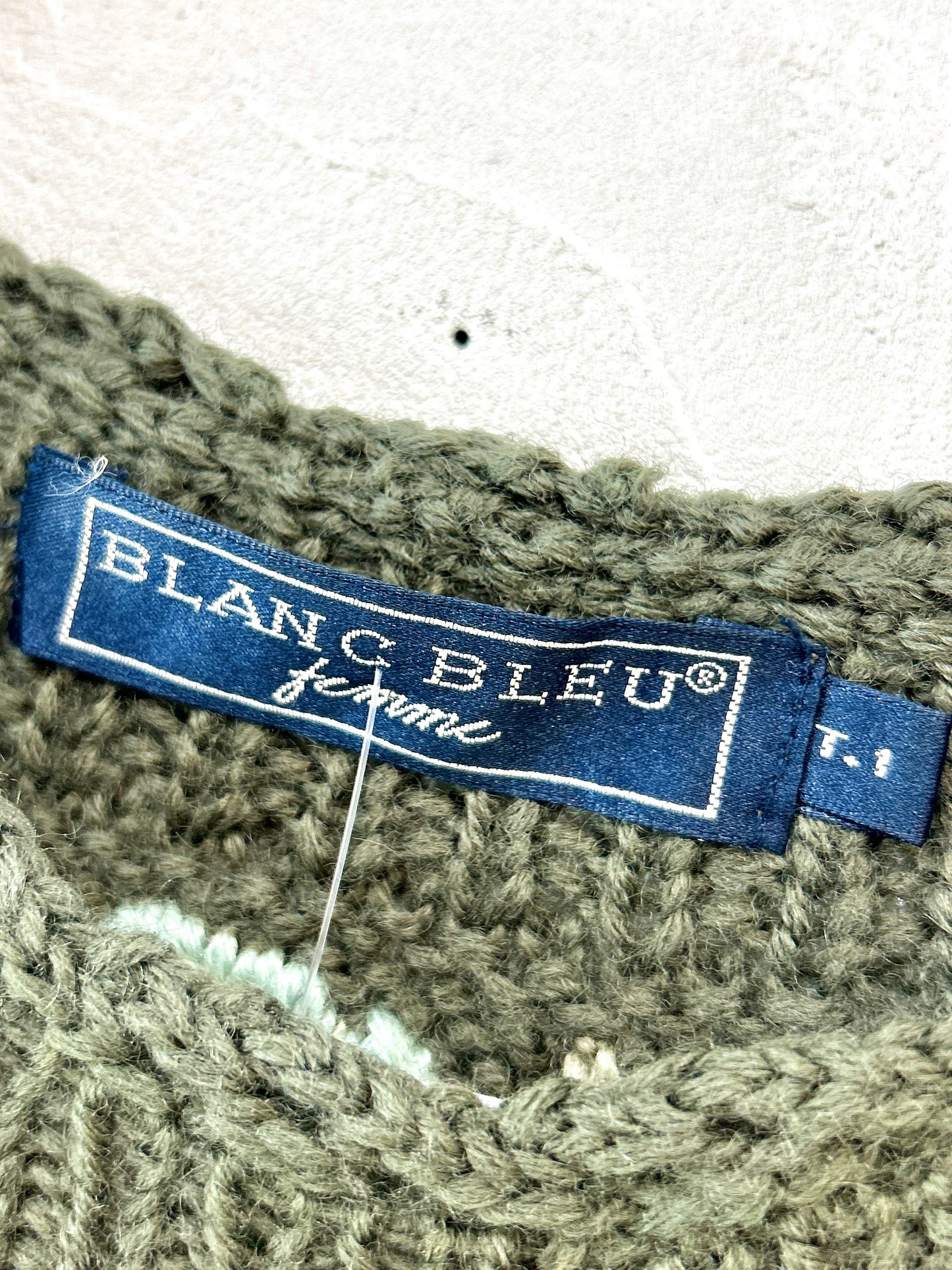 Vintage Knit Sweater [L30974]