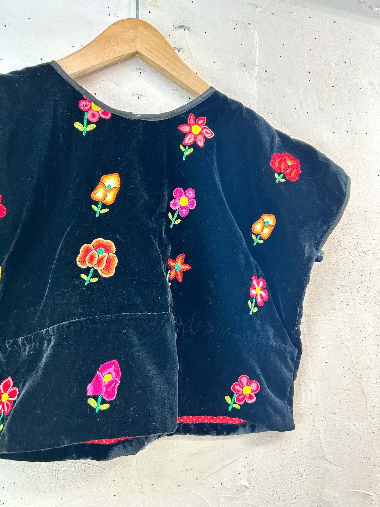 Vintage Tops [H33600]