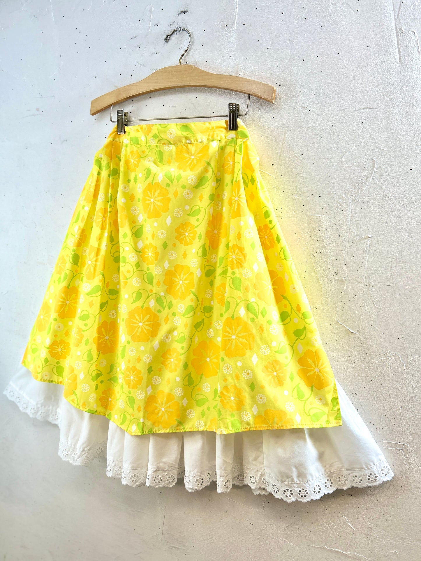 Vintage Apron [J30388]