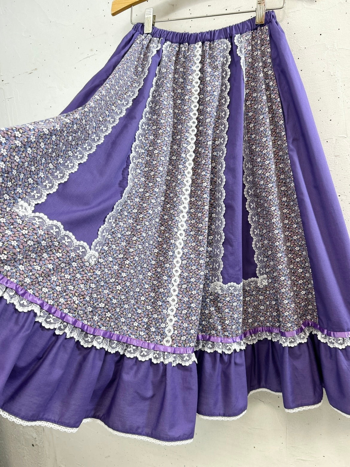Vintage Skirt 〜carefree fashions〜 [E32349]