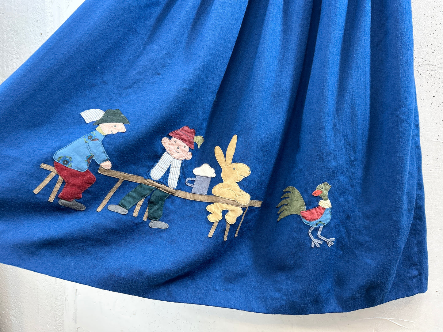 Vintage Skirt  [E32459]