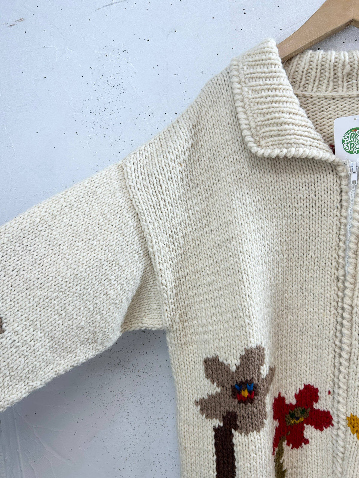 Vintage Hand Knit Smile Flower [I33946]