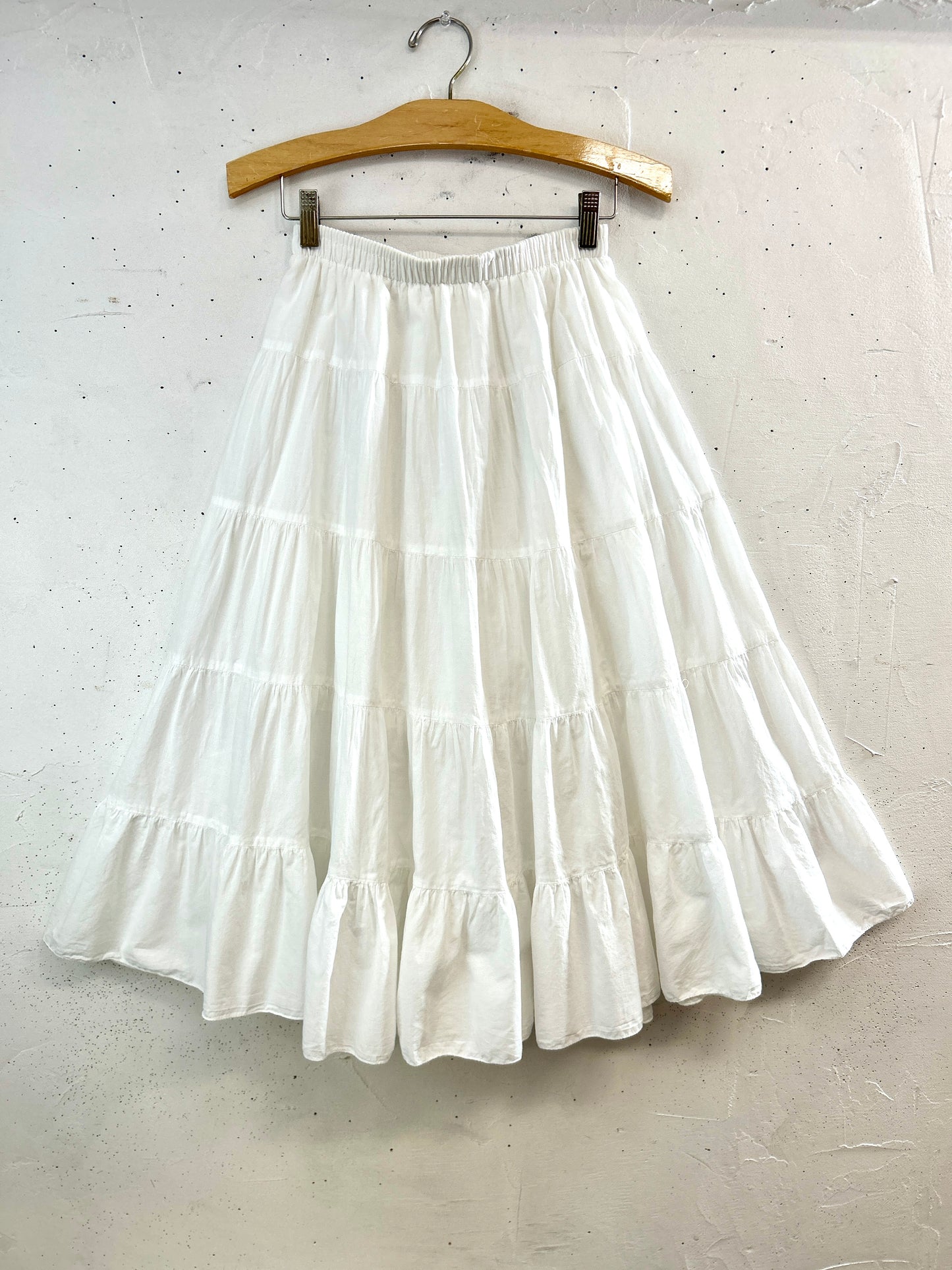Vintage White Skirt [B31683]