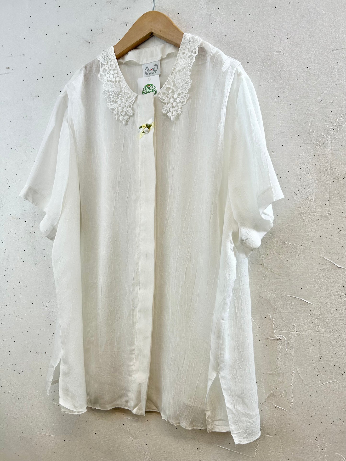 Vintage White Blouse [G30769]