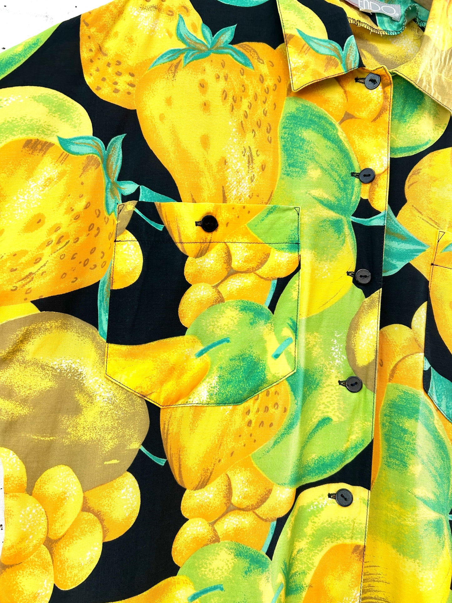 Vintage Fruit Shirt [G33200]