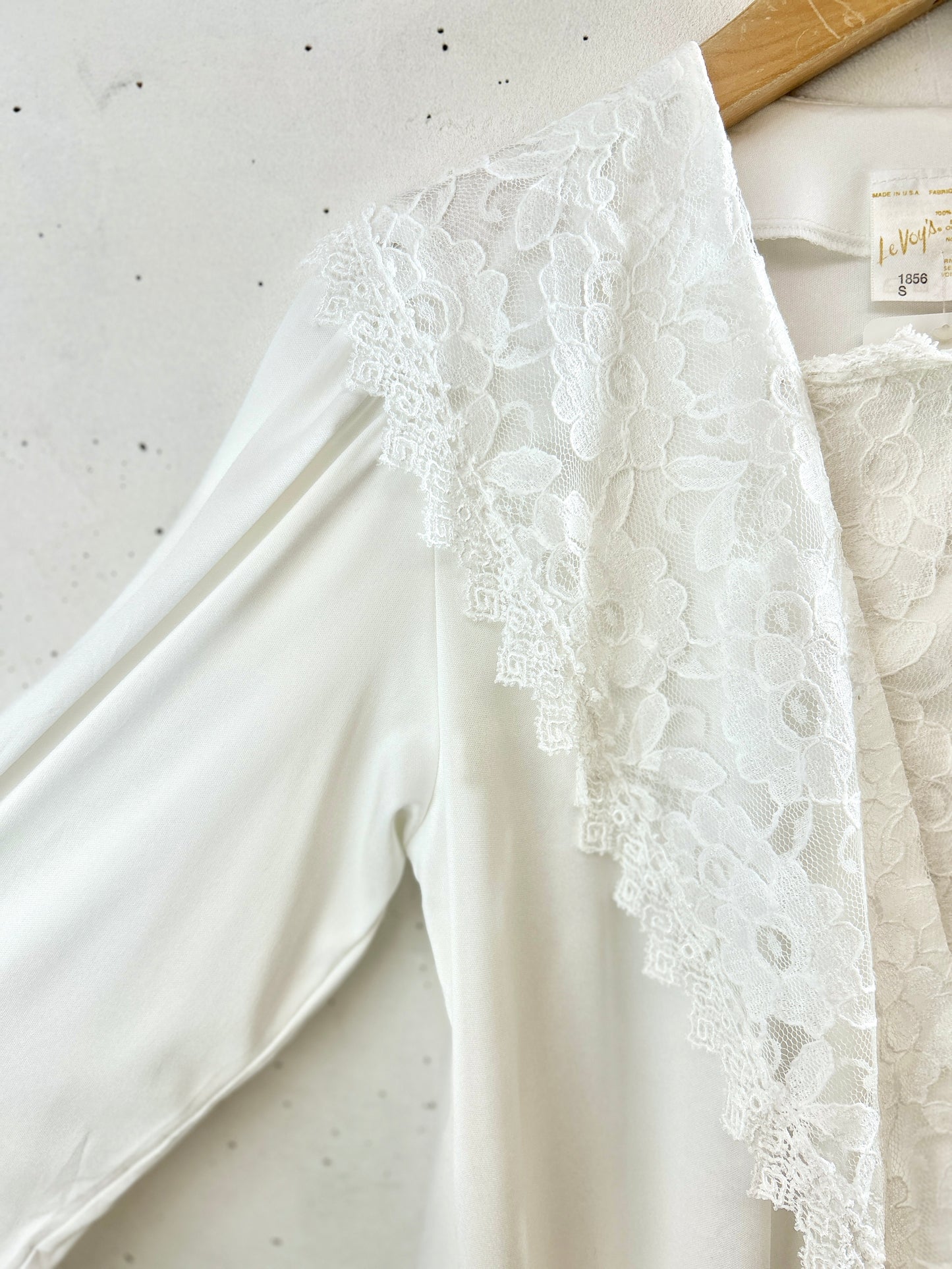 Vintage White Blouse MADE IN USA [H30932]