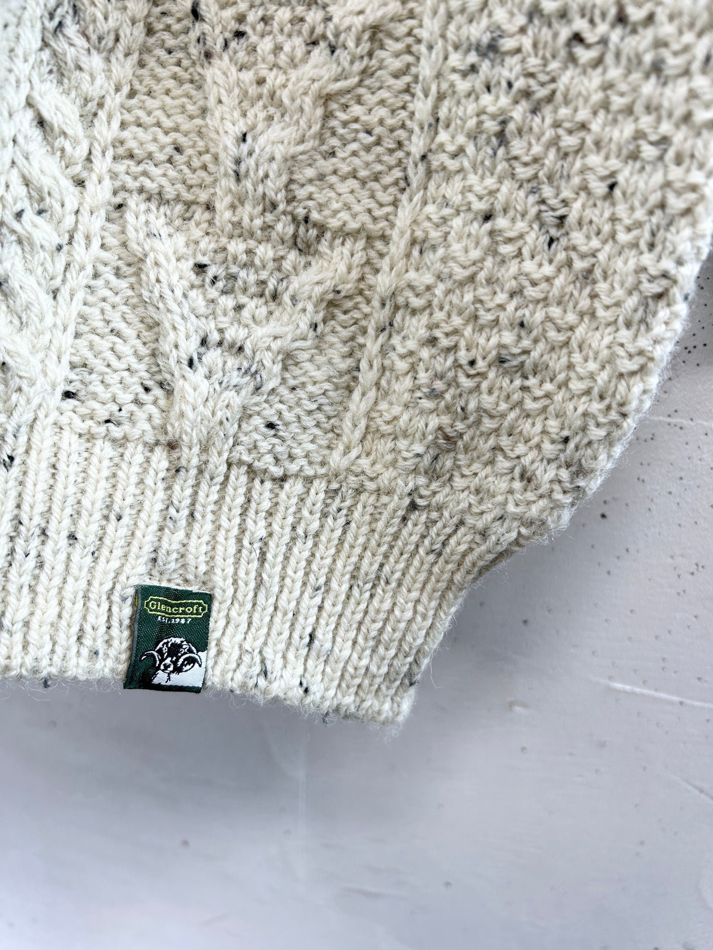 Vintage Knit Sweater〜MADE IN GREATBRITAIN〜 [A31303]