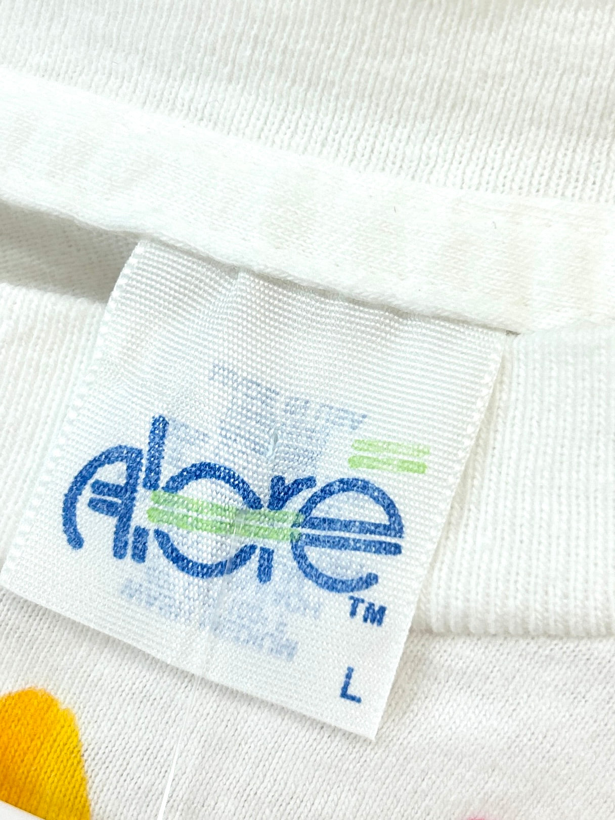 Vintage Hand Painted T-Shirt  MADE IN USA [F32762]