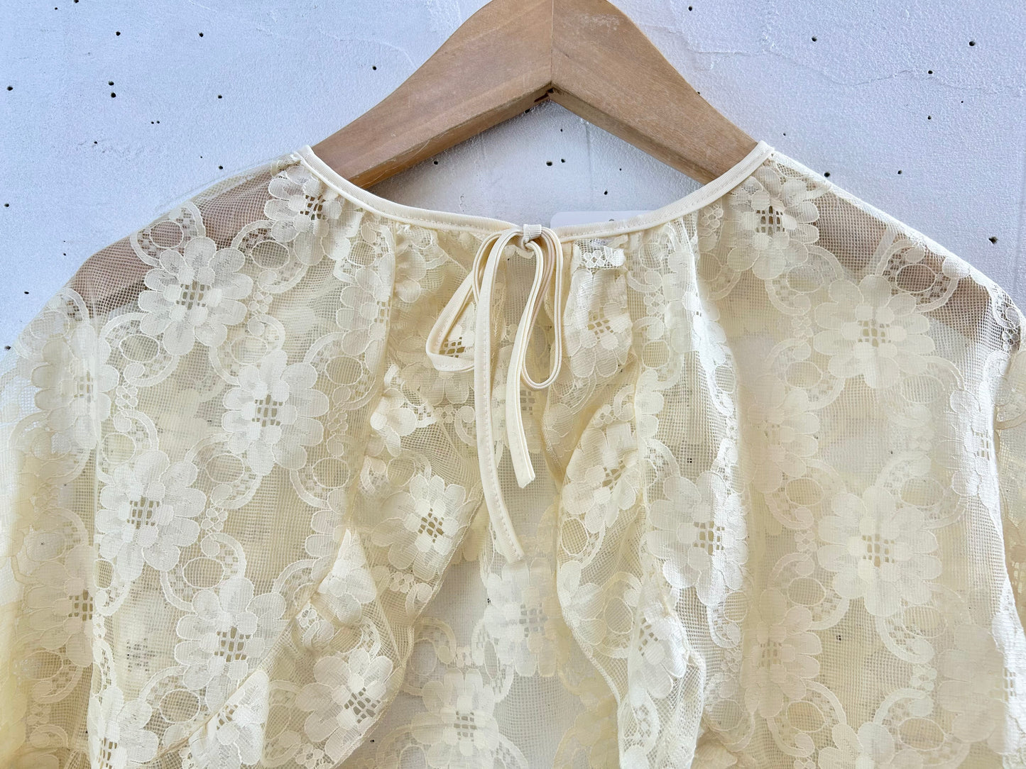Vintage Lace Short Cape [G30777]