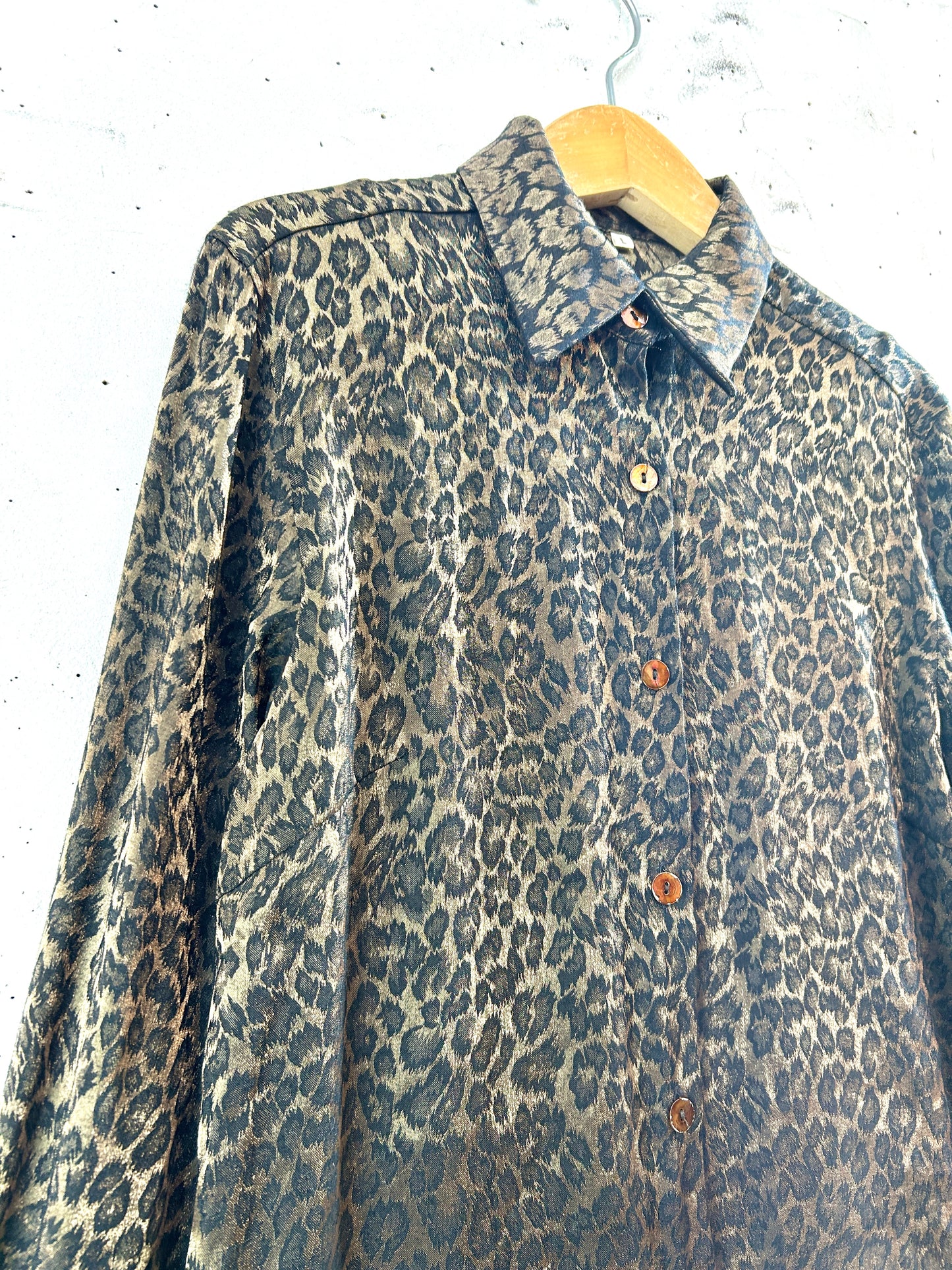 Vintage Leopard Shirt [J30513]