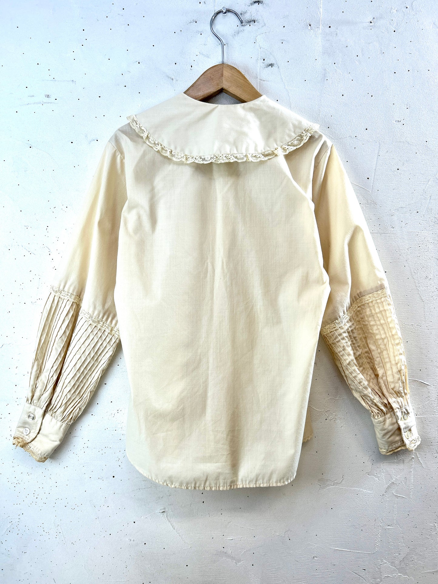 Vintage White Blouse [H30895]